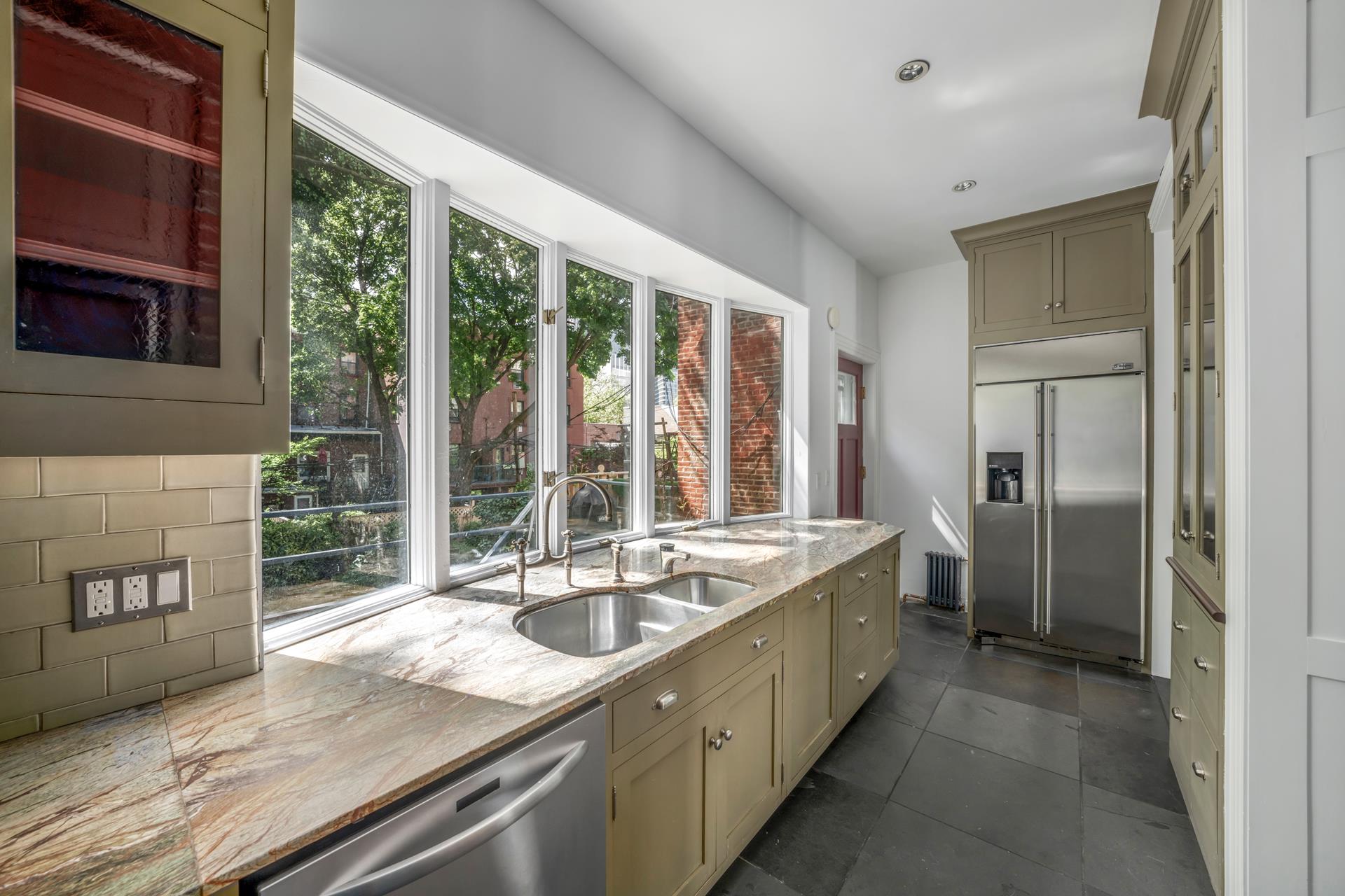 #7 photo, 106 S ELLIOTT Place, Fort Greene , NY 11217