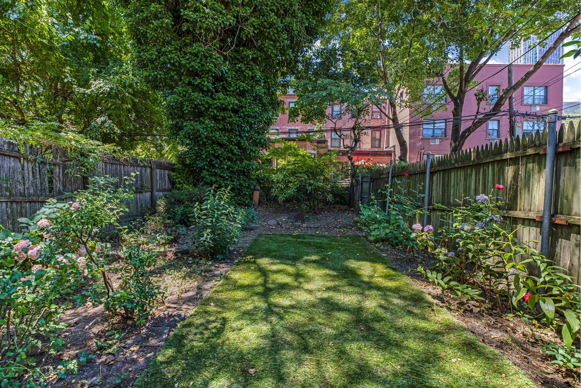 #9 photo, 106 S ELLIOTT Place, Fort Greene , NY 11217