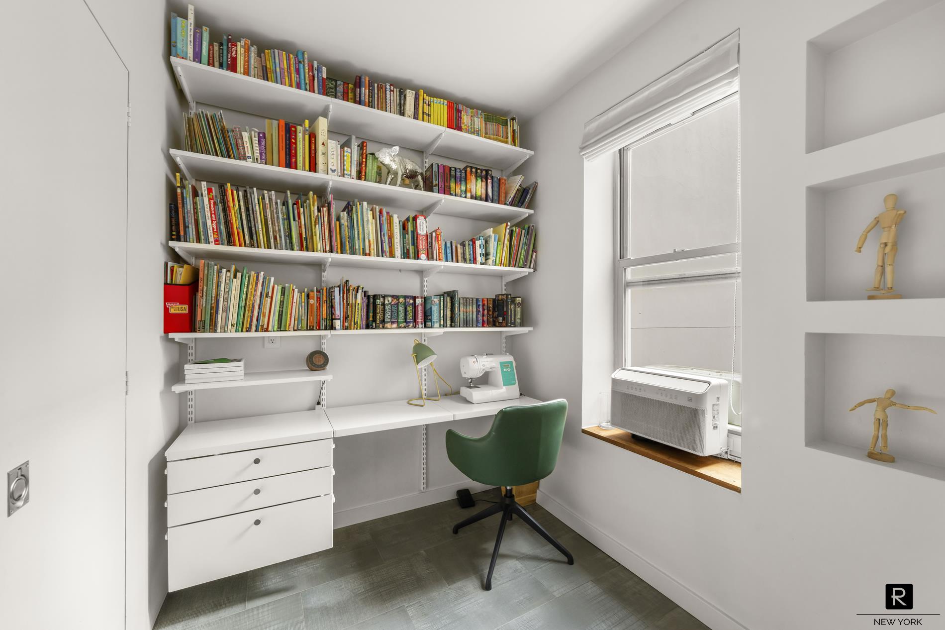 #16 photo, 261 W 22nd Street, マンハッタン Chelsea , NY 10011