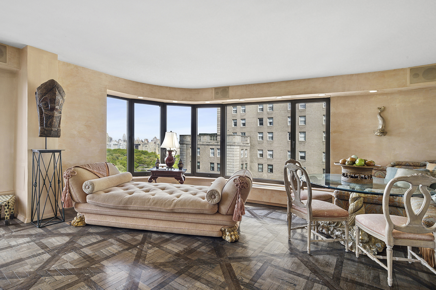 #4 photo, 200 CENTRAL Park S, マンハッタン Central Park South , NY 10019