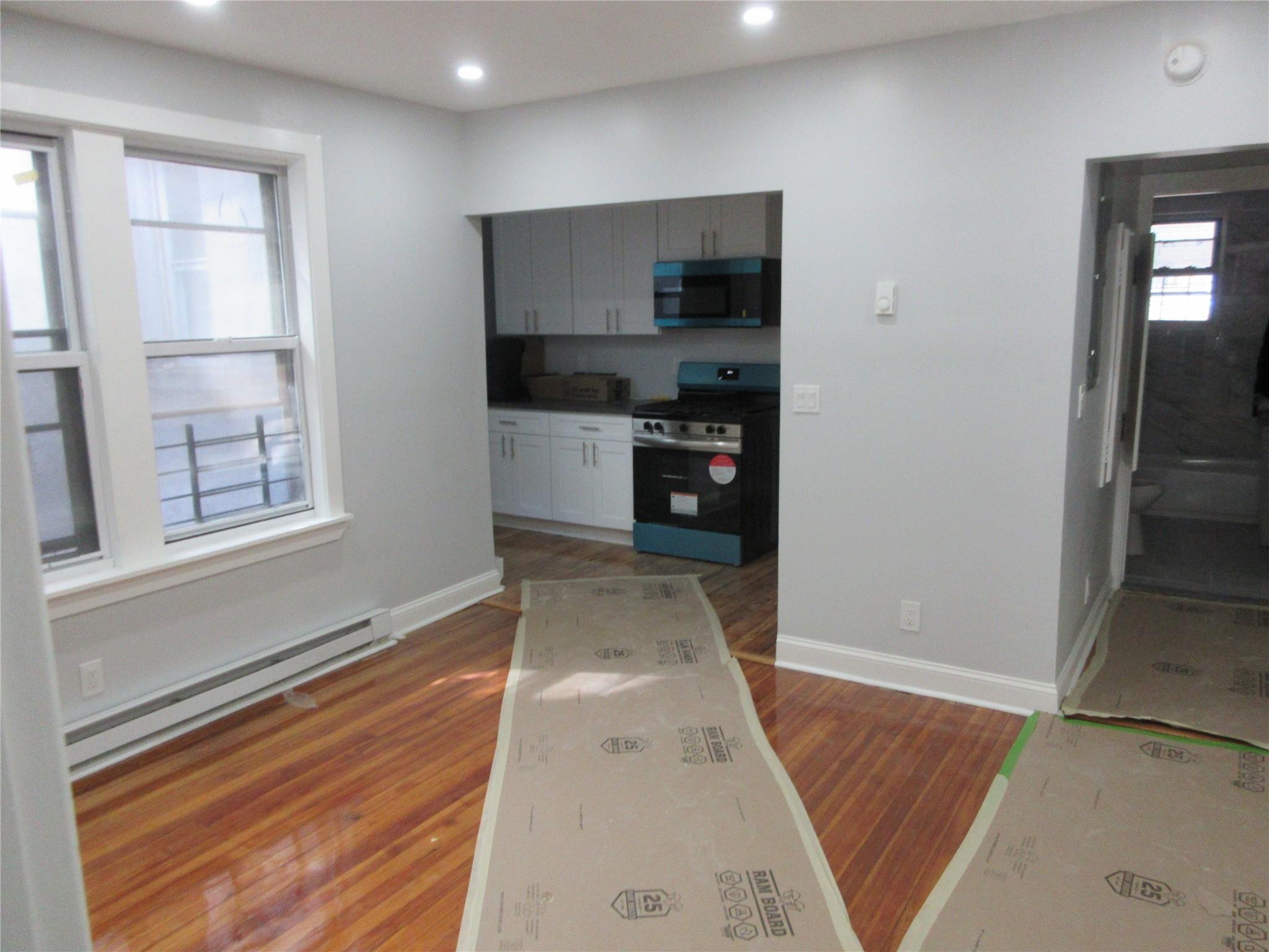 #5 photo, 949 E 213th Street, ブロンクス区 Bronx , NY 10469