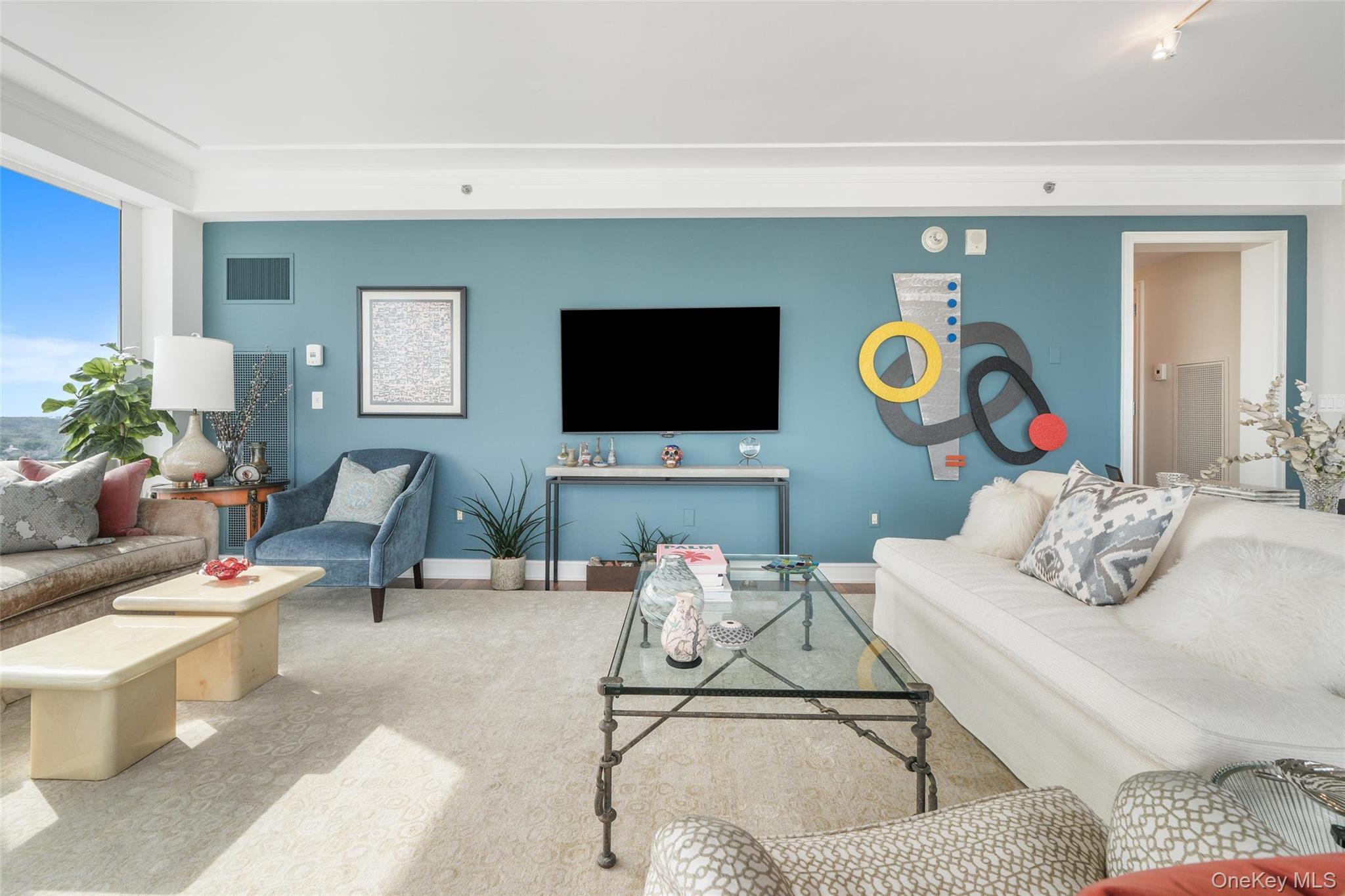 #11 photo, 5 Renaissance Square, White Plains , NY 10601