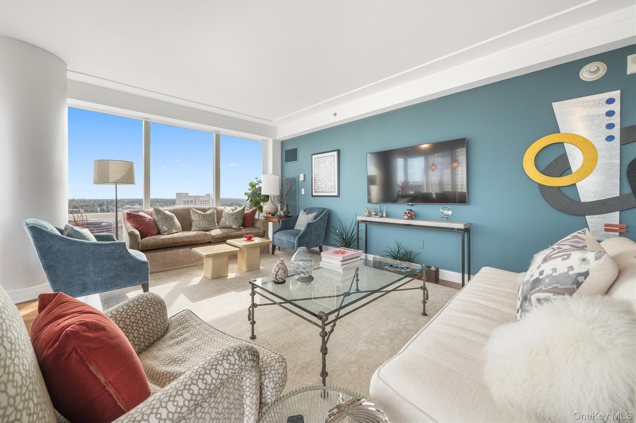 #12 photo, 5 Renaissance Square, White Plains , NY 10601