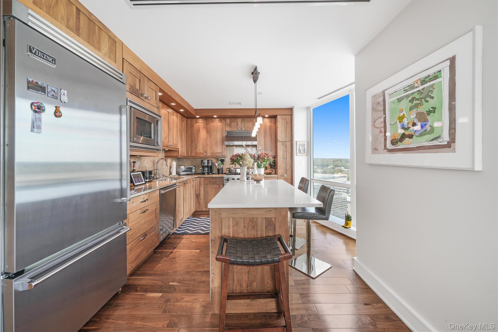 #13 photo, 5 Renaissance Square, White Plains , NY 10601