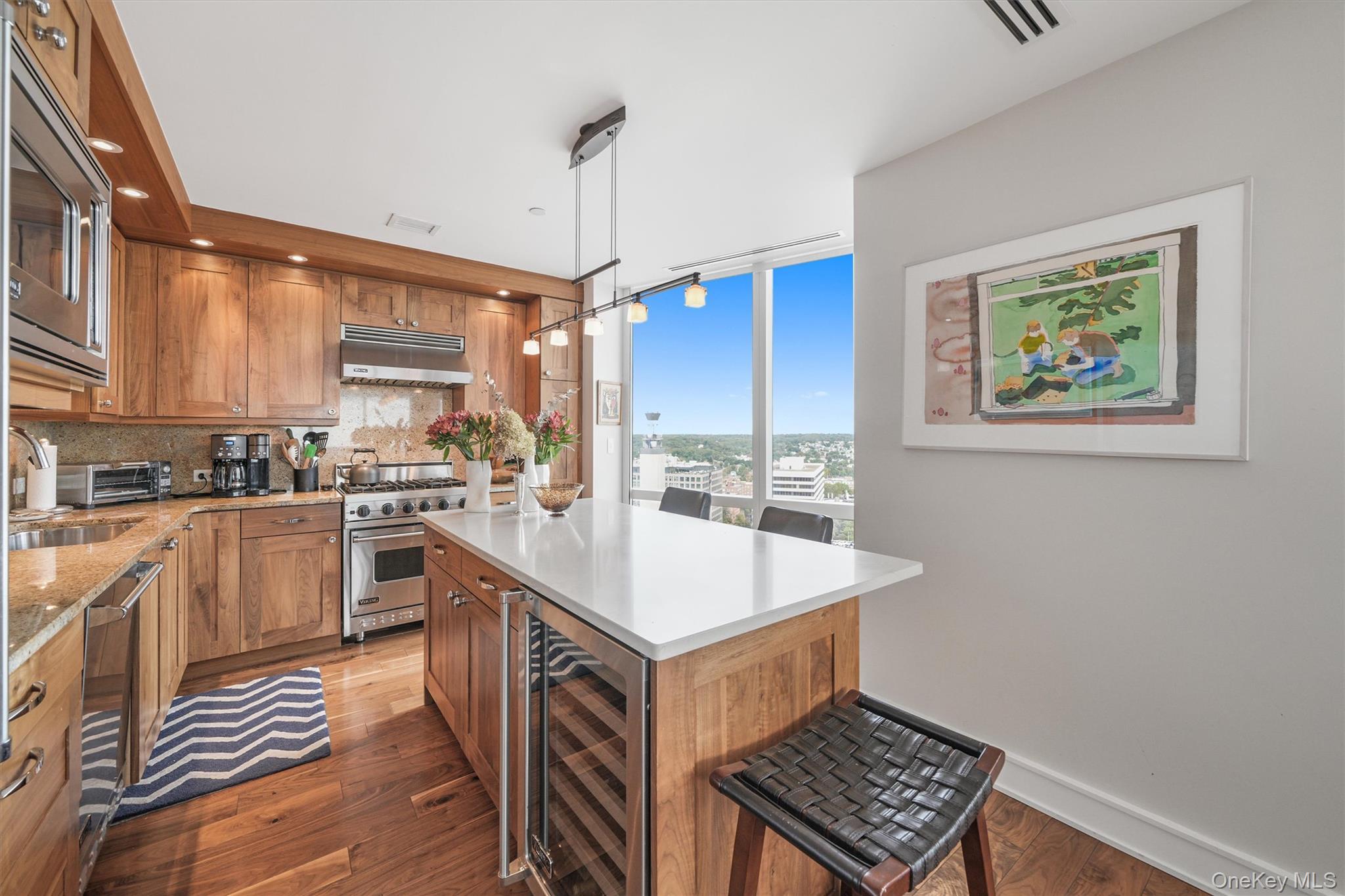 #14 photo, 5 Renaissance Square, White Plains , NY 10601