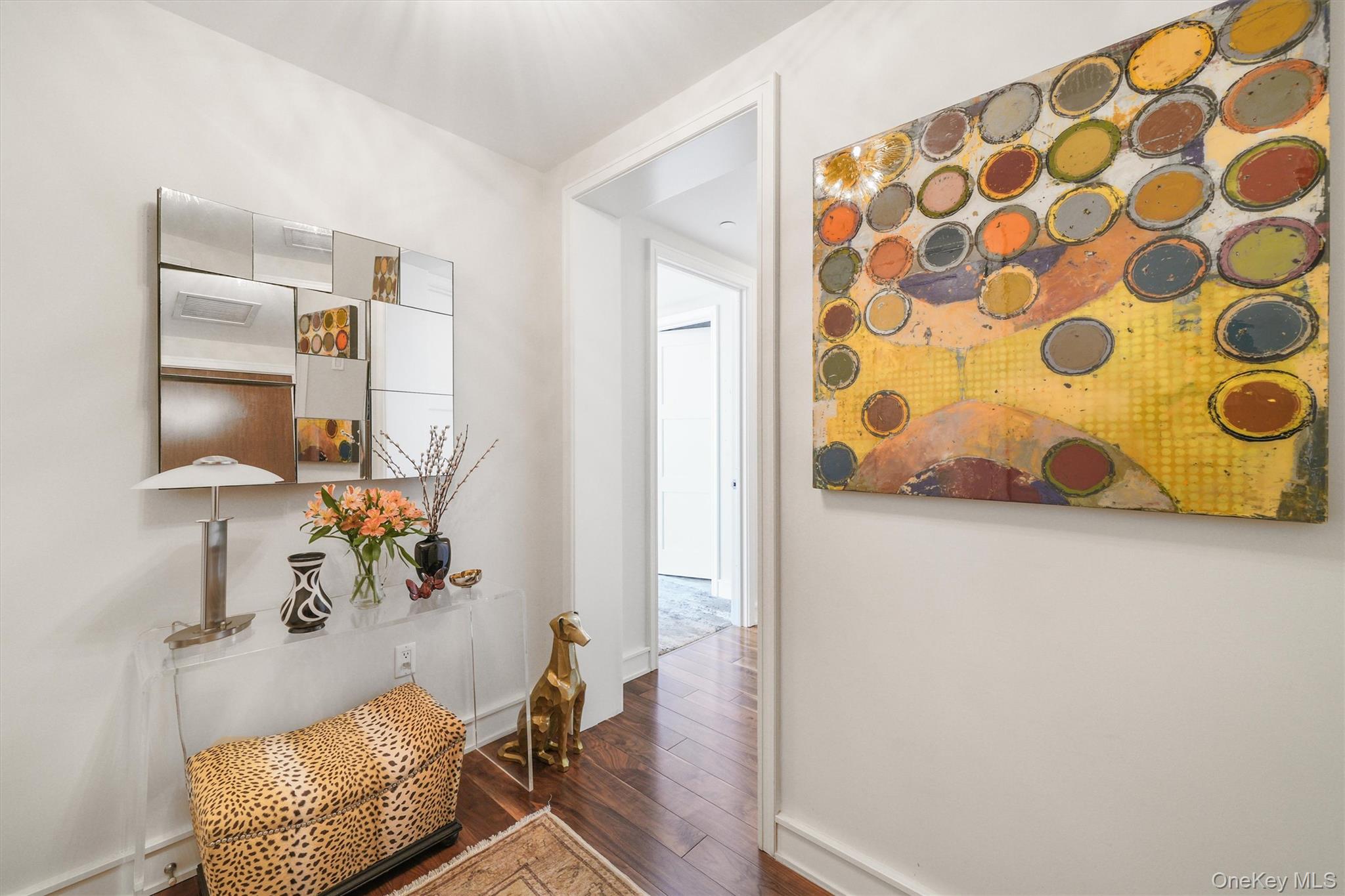 #2 photo, 5 Renaissance Square, White Plains , NY 10601