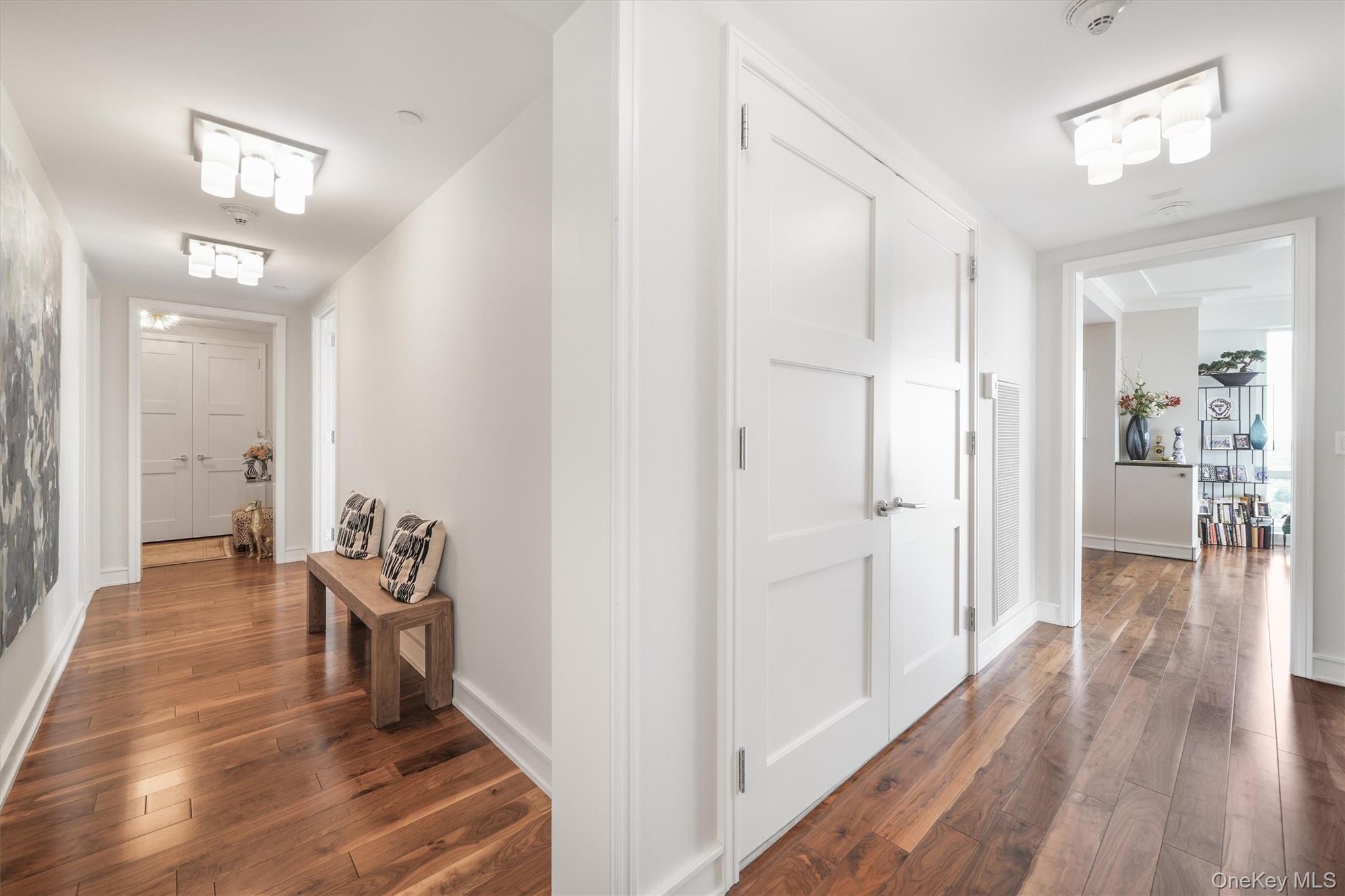 #3 photo, 5 Renaissance Square, White Plains , NY 10601