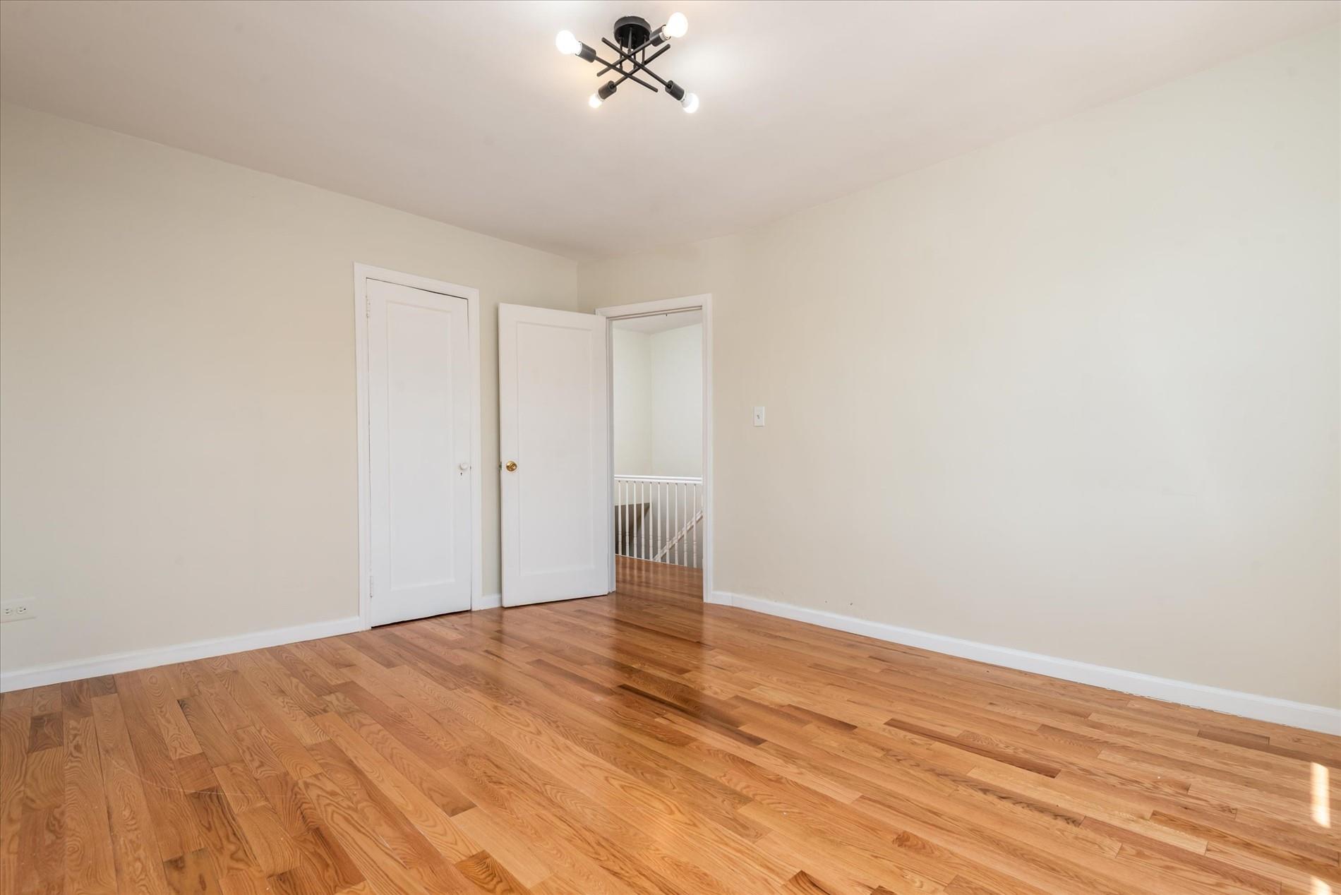 #15 photo, 150-20 77th Avenue, Kew Garden Hills , NY 11367