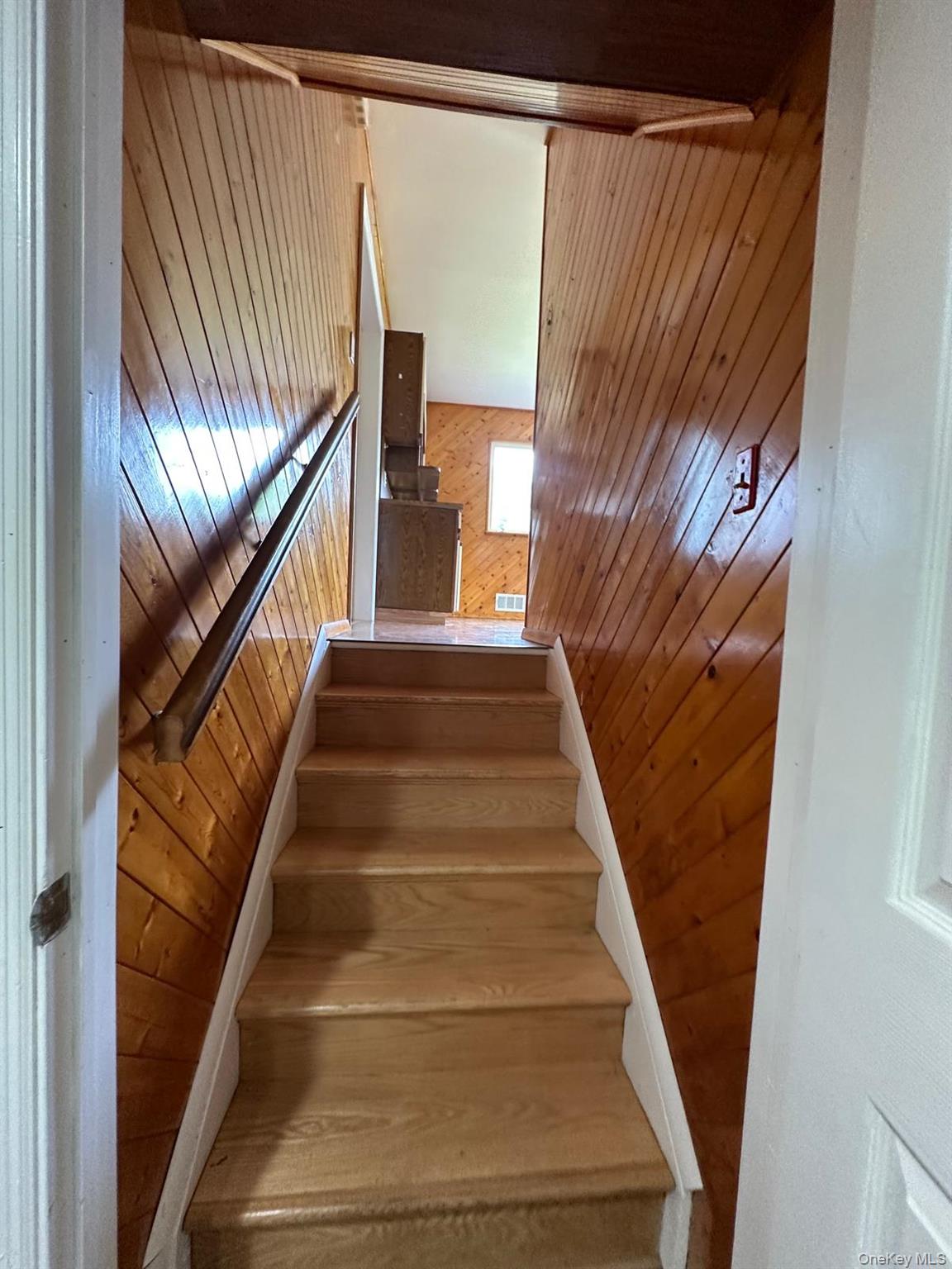 #9 photo, 28 Glenda Drive, サフォーク郡 Deer Park , NY 11729