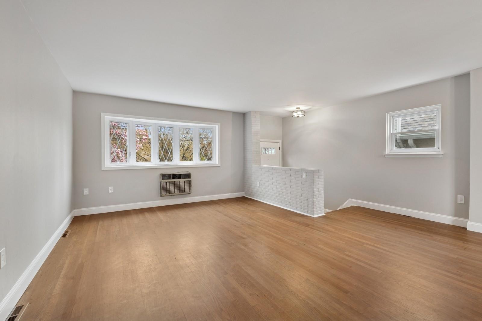 #6 photo, 2665 Harding Ave, ব্রঙ্কস Bronx , NY 10465