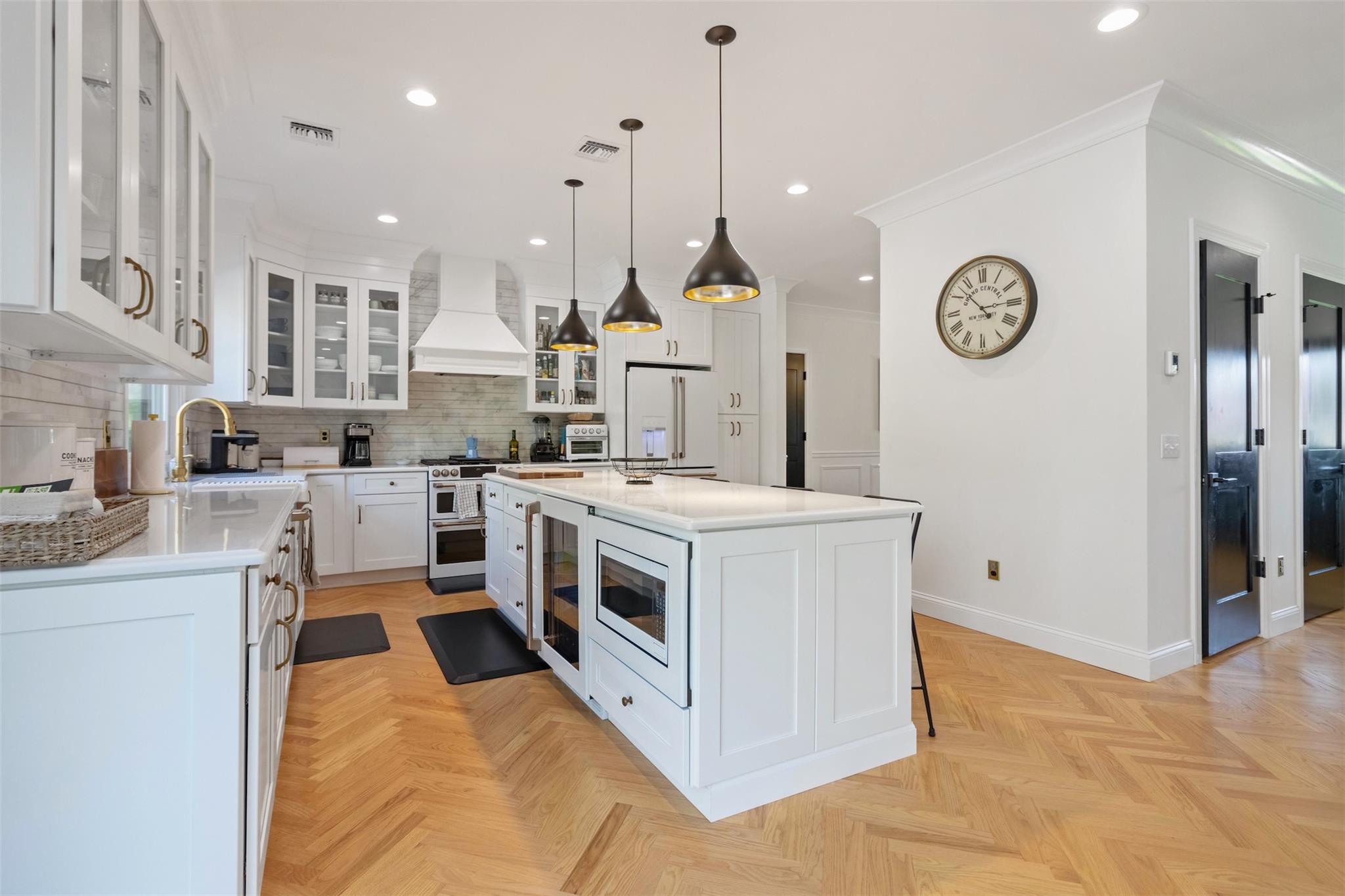 #4 photo, 580 Stars Road, サフォーク郡 East Marion , NY 11939