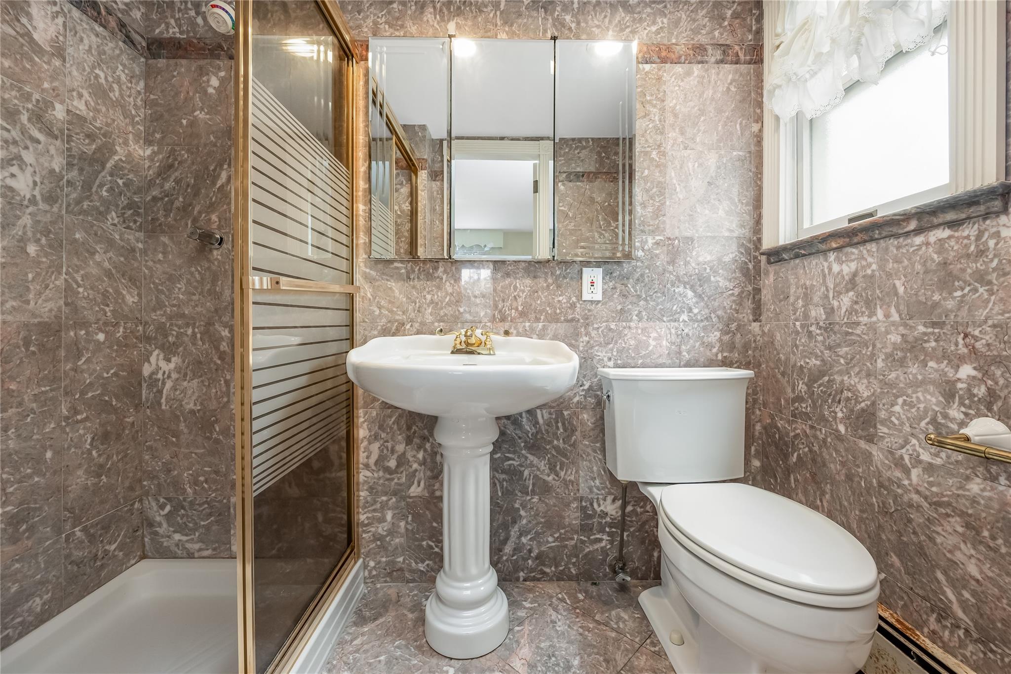 #16 photo, 89-04 Doran Avenue, 皇后區 瑞吉屋 Ridgewood , NY 11385