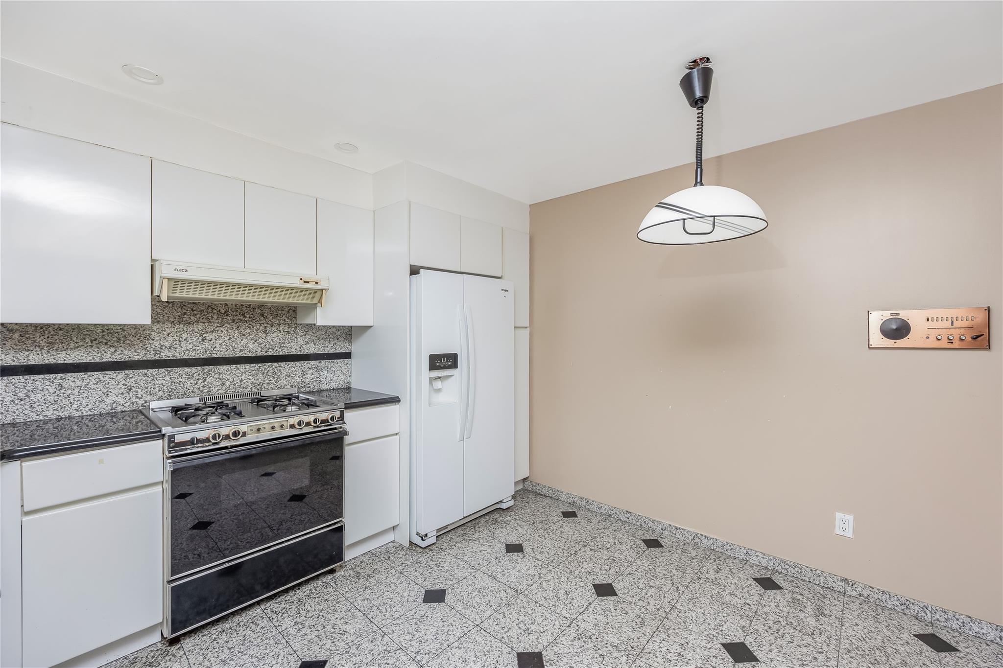 #18 photo, 89-04 Doran Avenue, 皇后區 瑞吉屋 Ridgewood , NY 11385