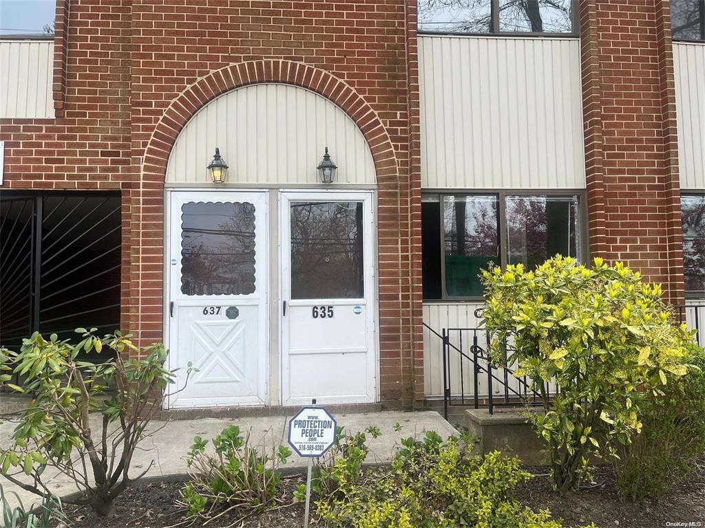 #1 photo, 635 Chestnut Street, Cedarhurst , NY 11516