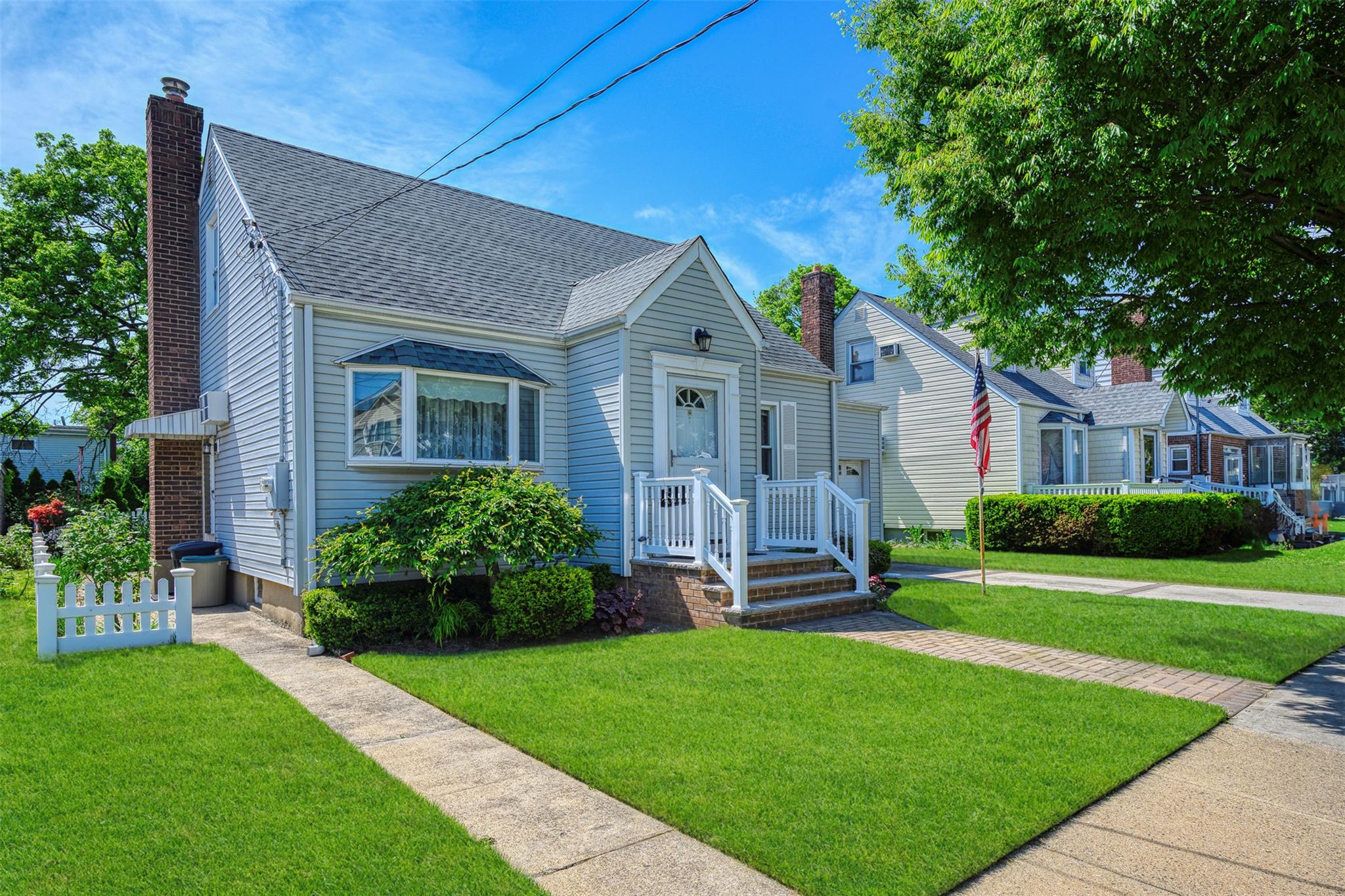 #1 photo, 19 Winthrop Street, New Hyde Park , NY 11040