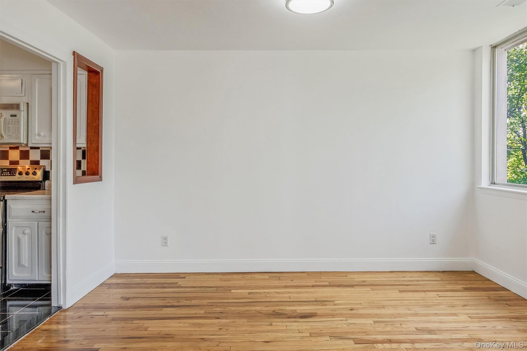 #13 photo, 523 Colony Drive, Hartsdale , NY 10530