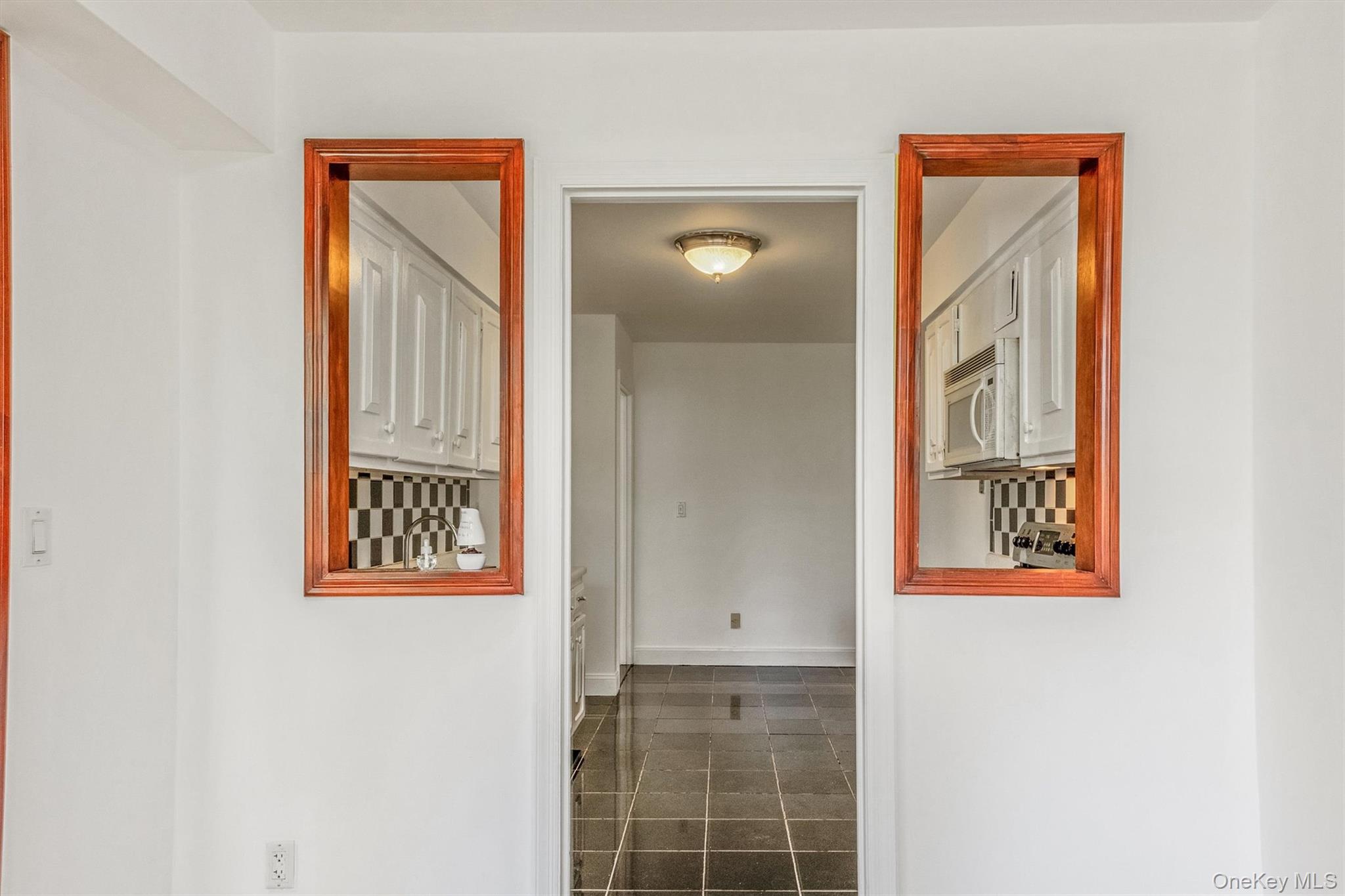 #17 photo, 523 Colony Drive, Hartsdale , NY 10530