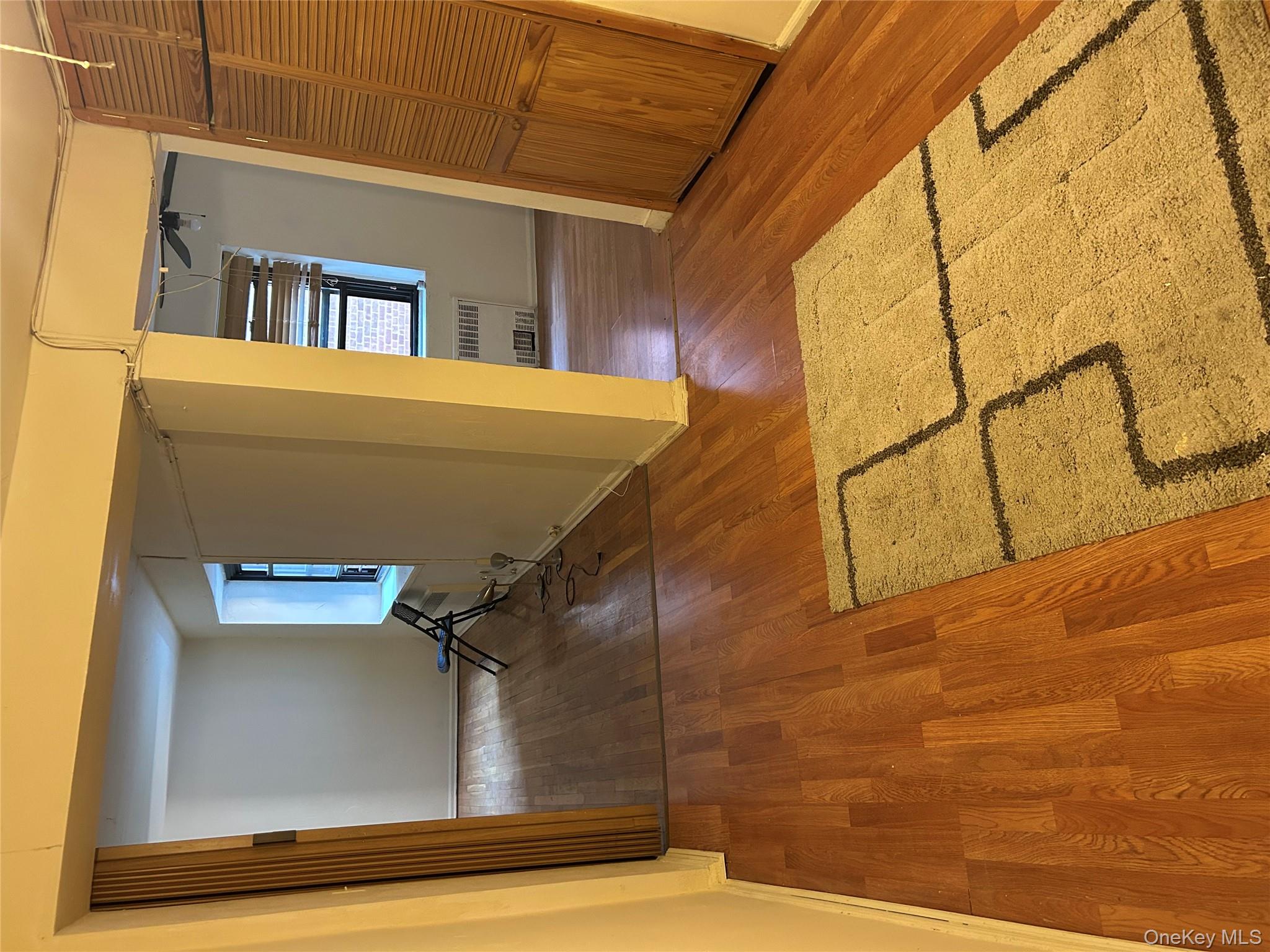 #6 photo, 83-75 118th Street, クイーンズ区 Kew Gardens , NY 11415