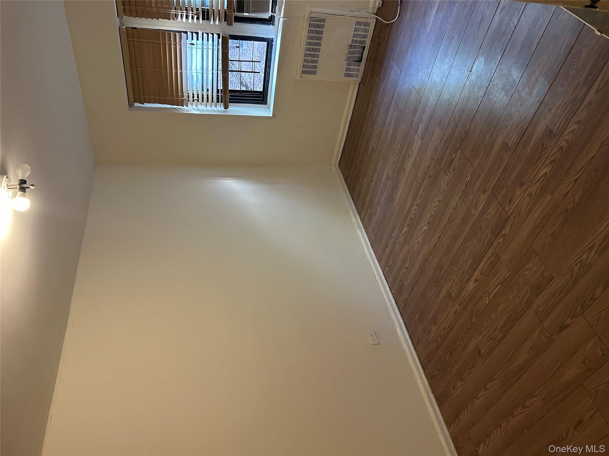 #8 photo, 83-75 118th Street, クイーンズ区 Kew Gardens , NY 11415