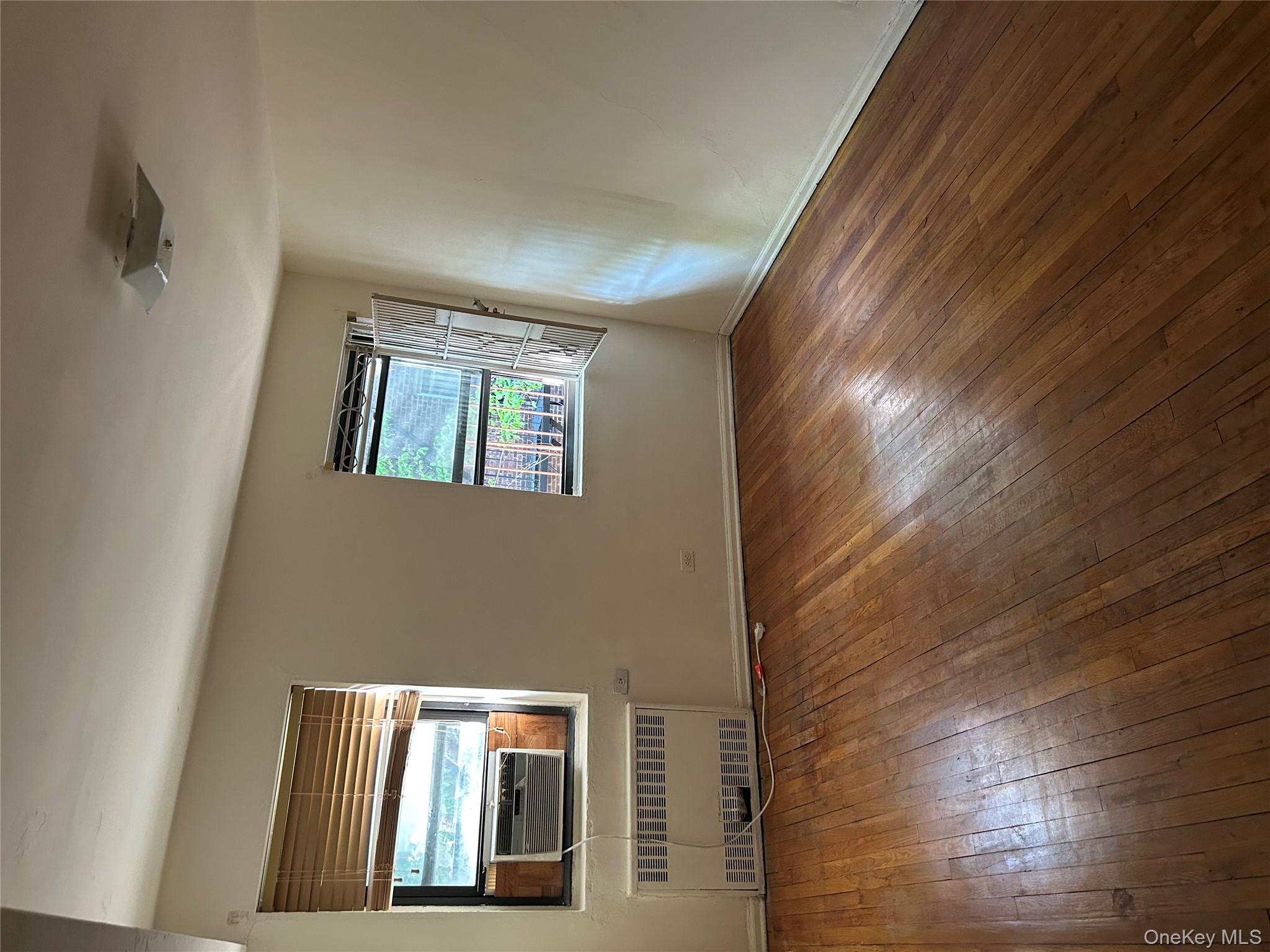 #9 photo, 83-75 118th Street, クイーンズ区 Kew Gardens , NY 11415