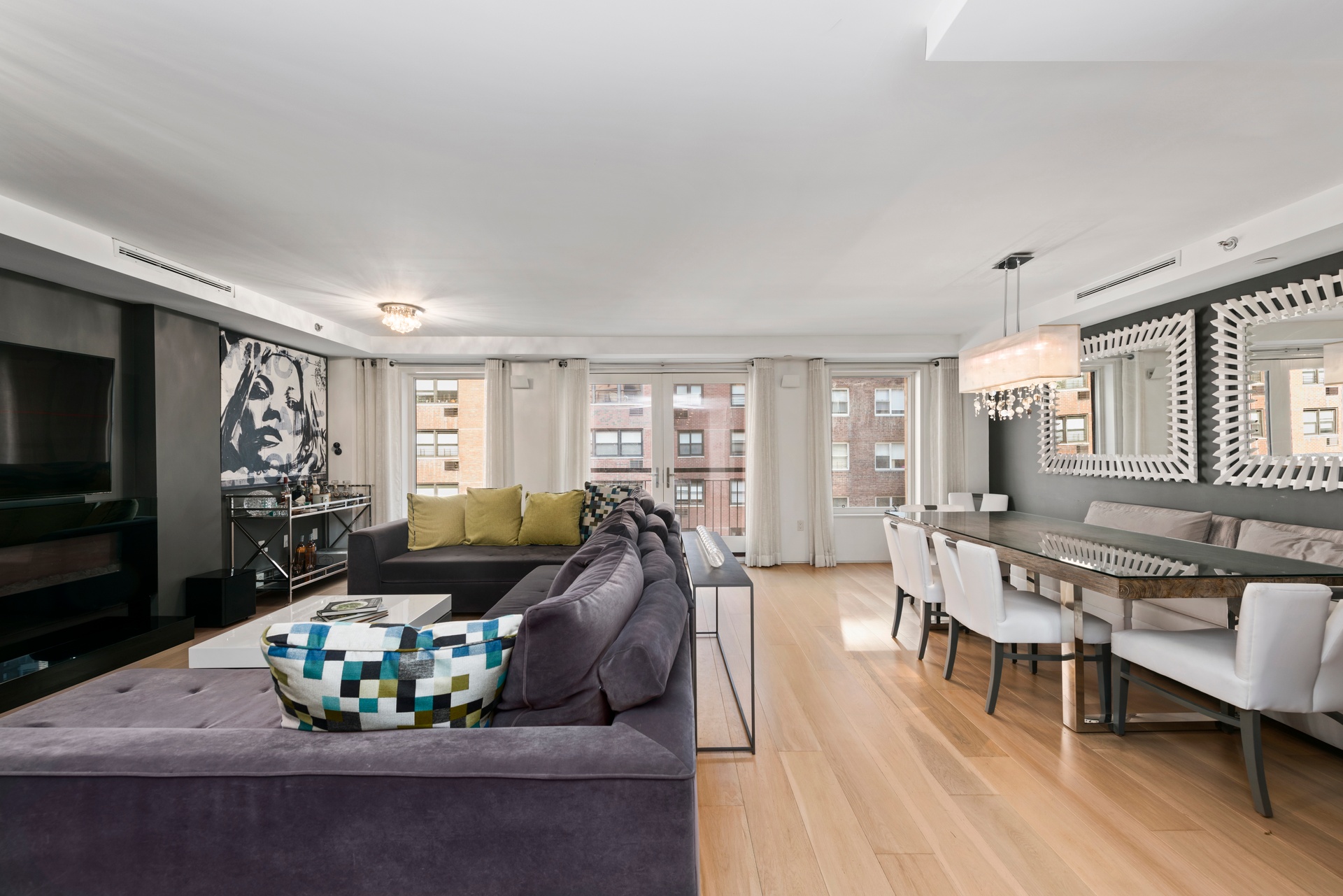 #1 photo, 234 E 70th Street, Upper East Side , NY 10021