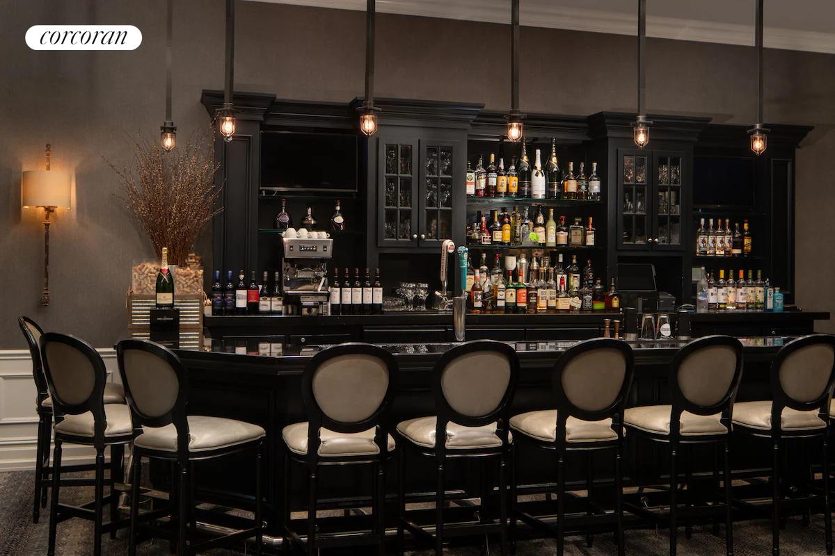 #12 photo, 200 W 56TH Street, マンハッタン Midtown , NY 10019