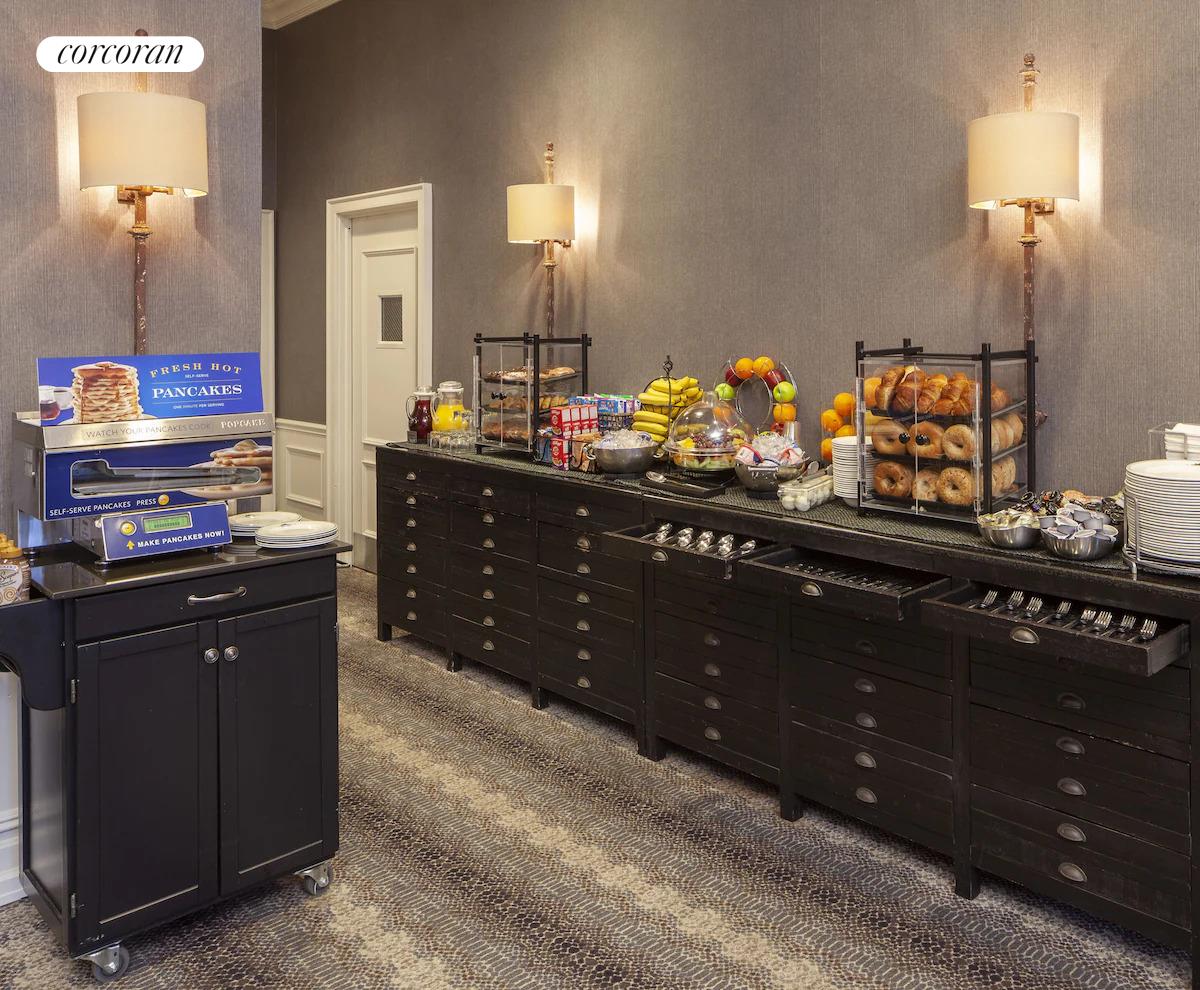 #13 photo, 200 W 56TH Street, マンハッタン Midtown , NY 10019