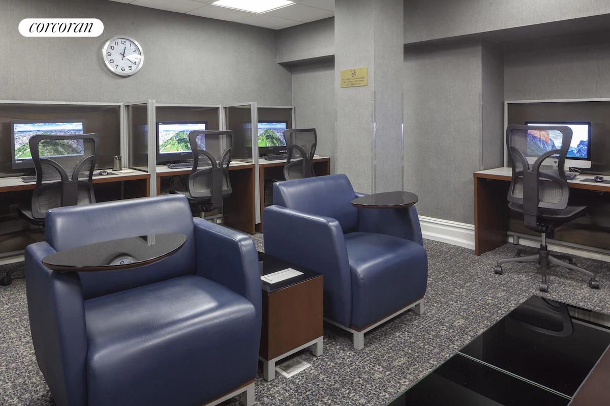 #14 photo, 200 W 56TH Street, マンハッタン Midtown , NY 10019