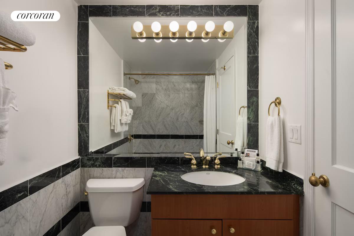 #5 photo, 200 W 56TH Street, マンハッタン Midtown , NY 10019