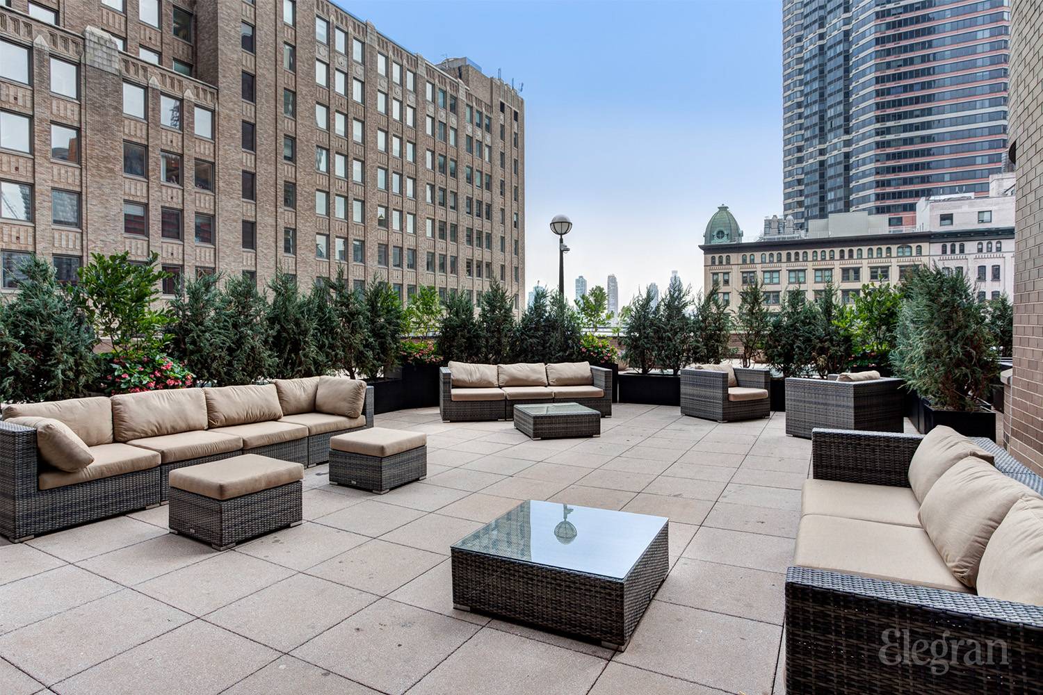 #21 photo, 330 E 38th Street, マンハッタン Murray Hill , NY 10016