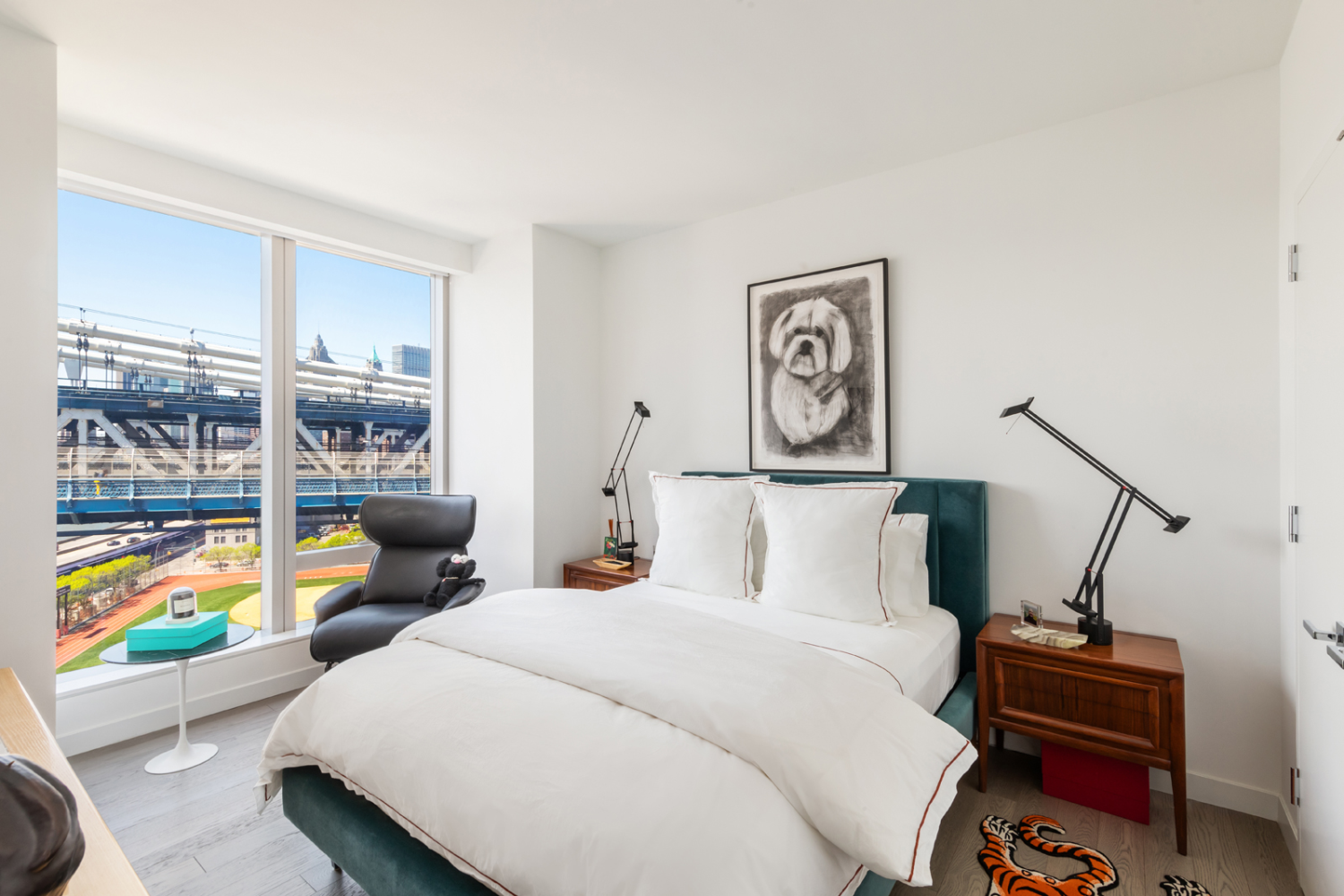 #4 photo, 252 SOUTH Street, Two Bridges , NY 10002