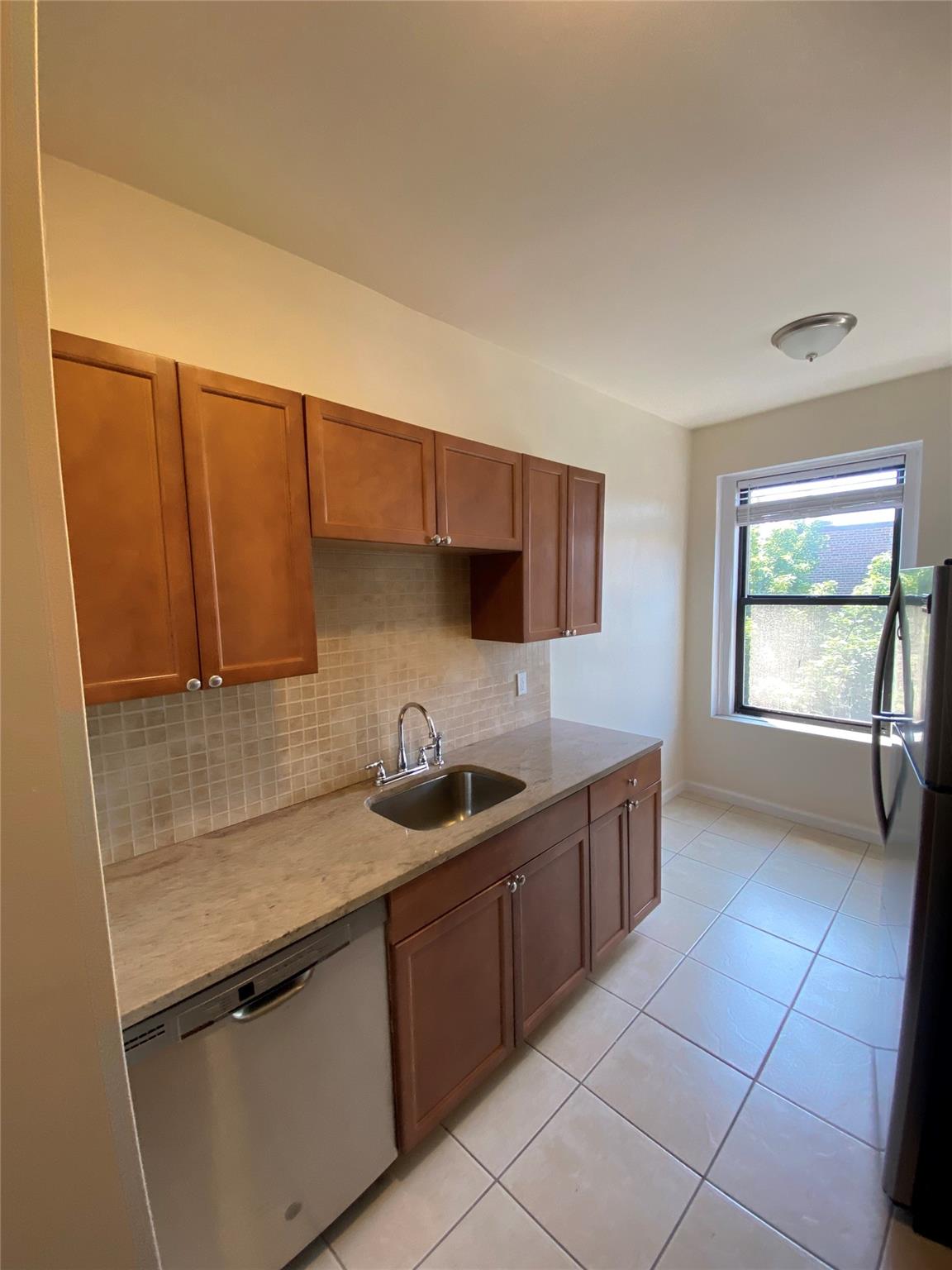 #1 photo, 31 pondfield Road, Bronxville , NY W