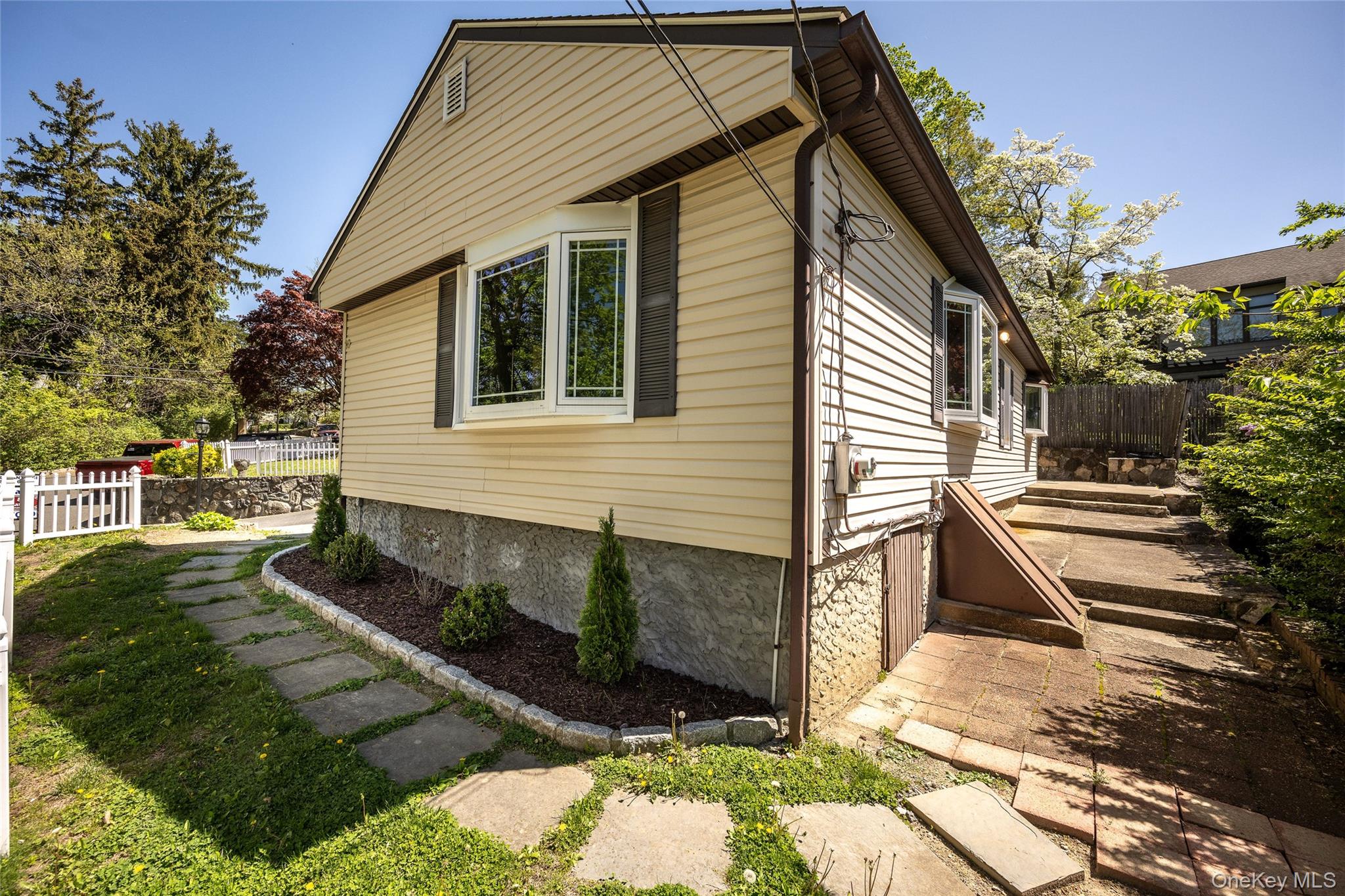 #20 photo, 19 Hunter Street, Croton-on-Hudson , NY 10520