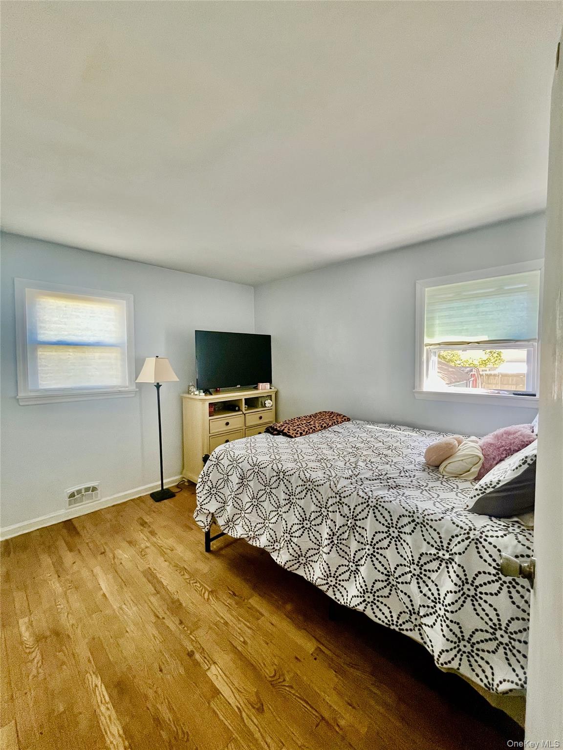 #11 photo, 2130 Hermany Avenue, Bronx , NY 10473