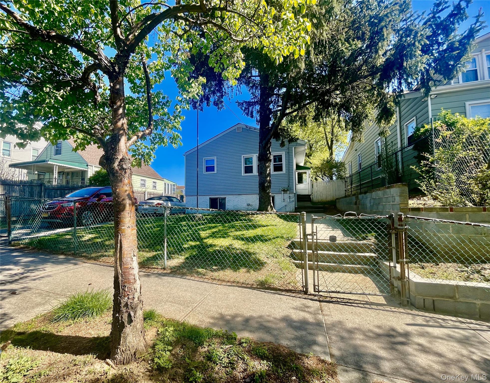 #2 photo, 2130 Hermany Avenue, Bronx , NY 10473