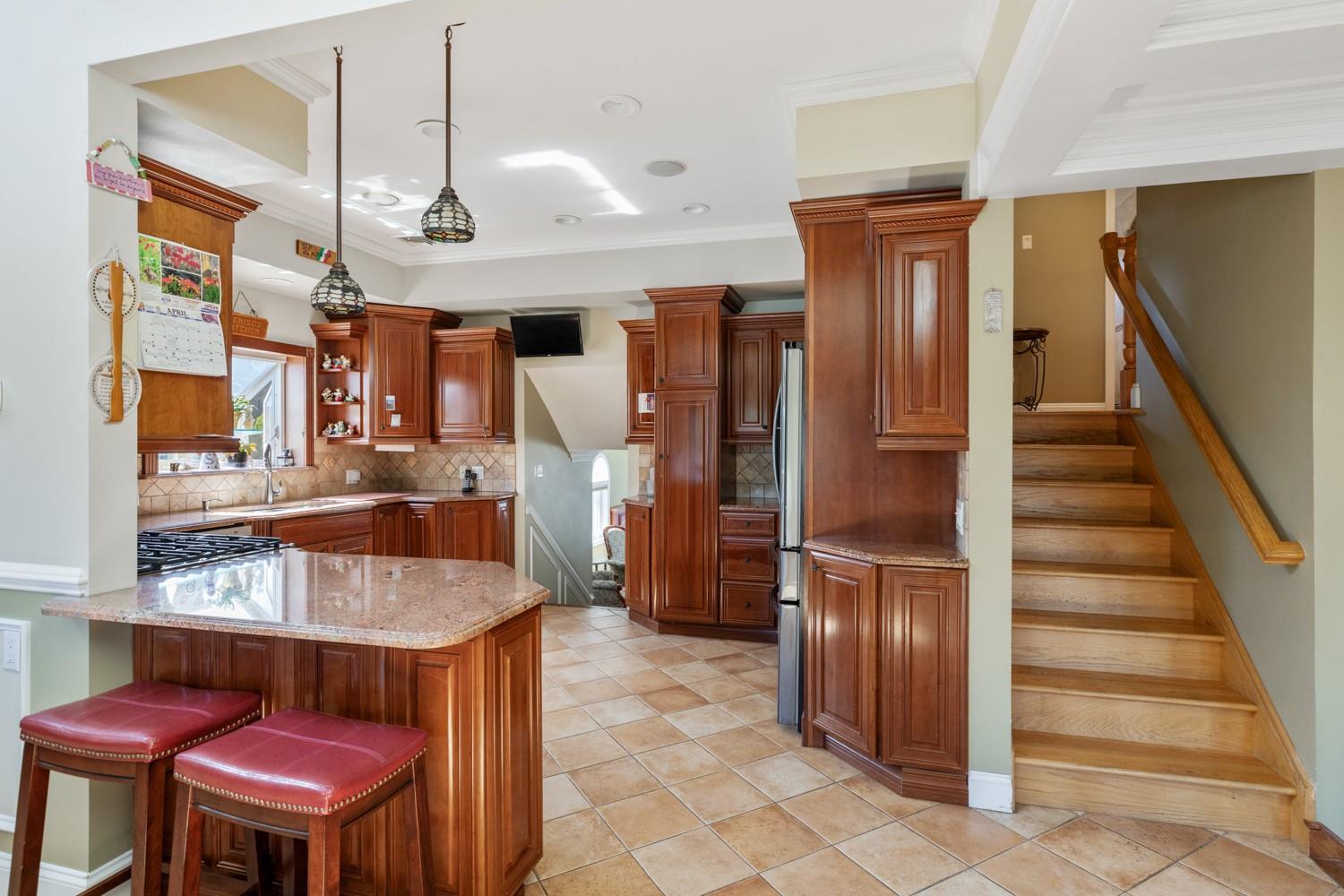 #12 photo, 2035 Sans Avenue, ナッソー郡 Merrick , NY 11566