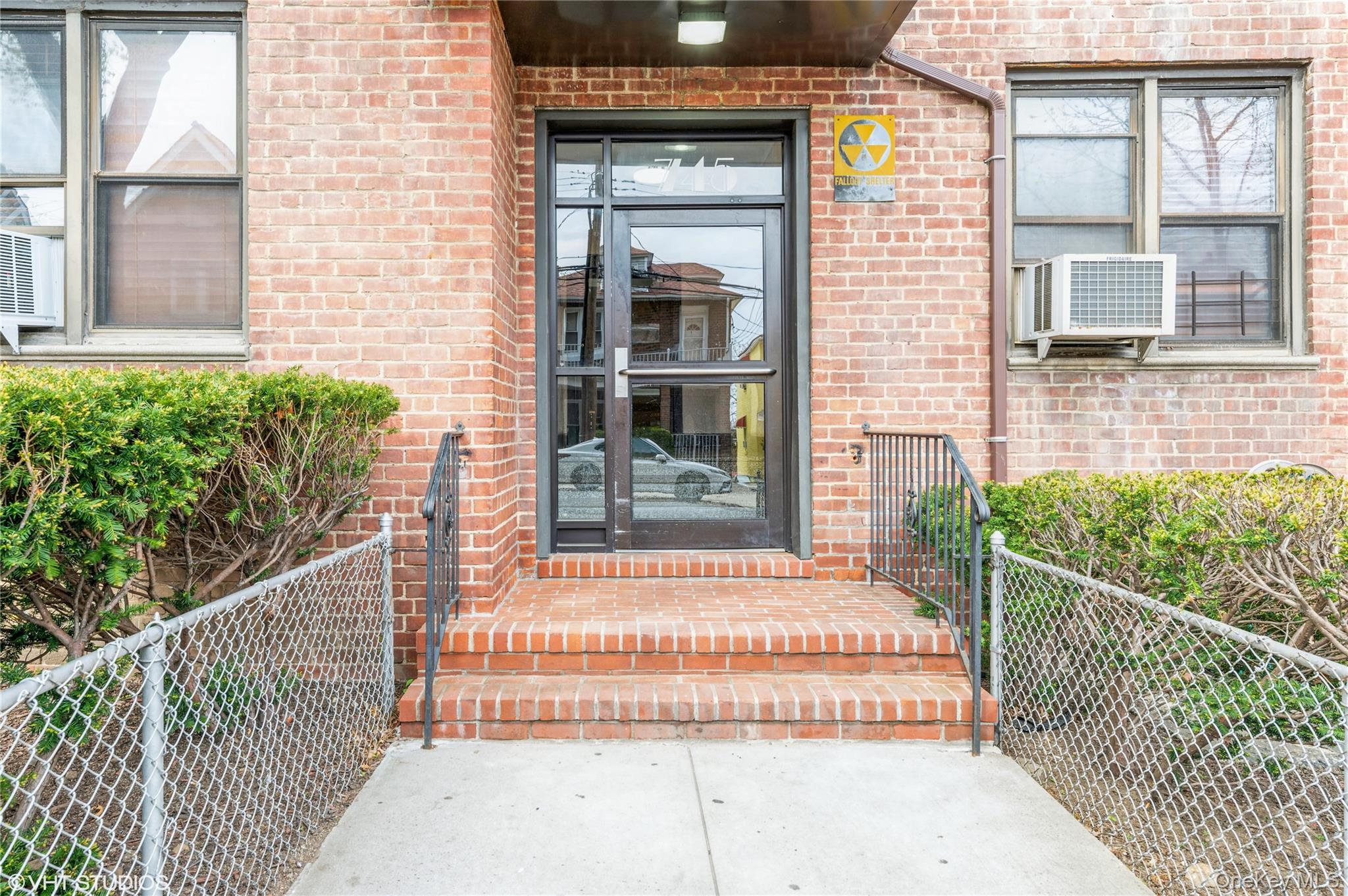 #17 photo, 745 E 231 Street, Bronx , NY 10466