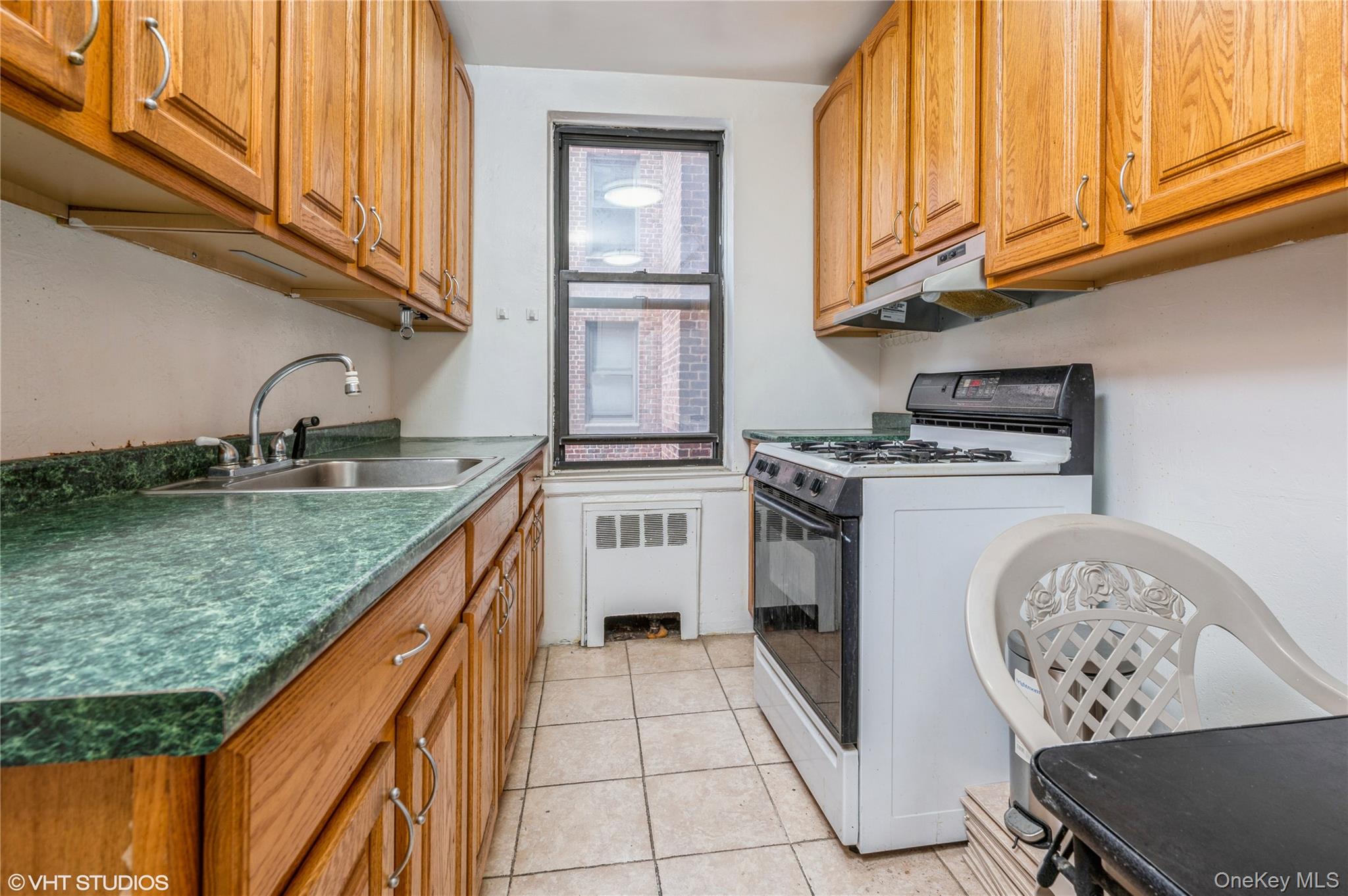 #5 photo, 745 E 231 Street, Bronx , NY 10466