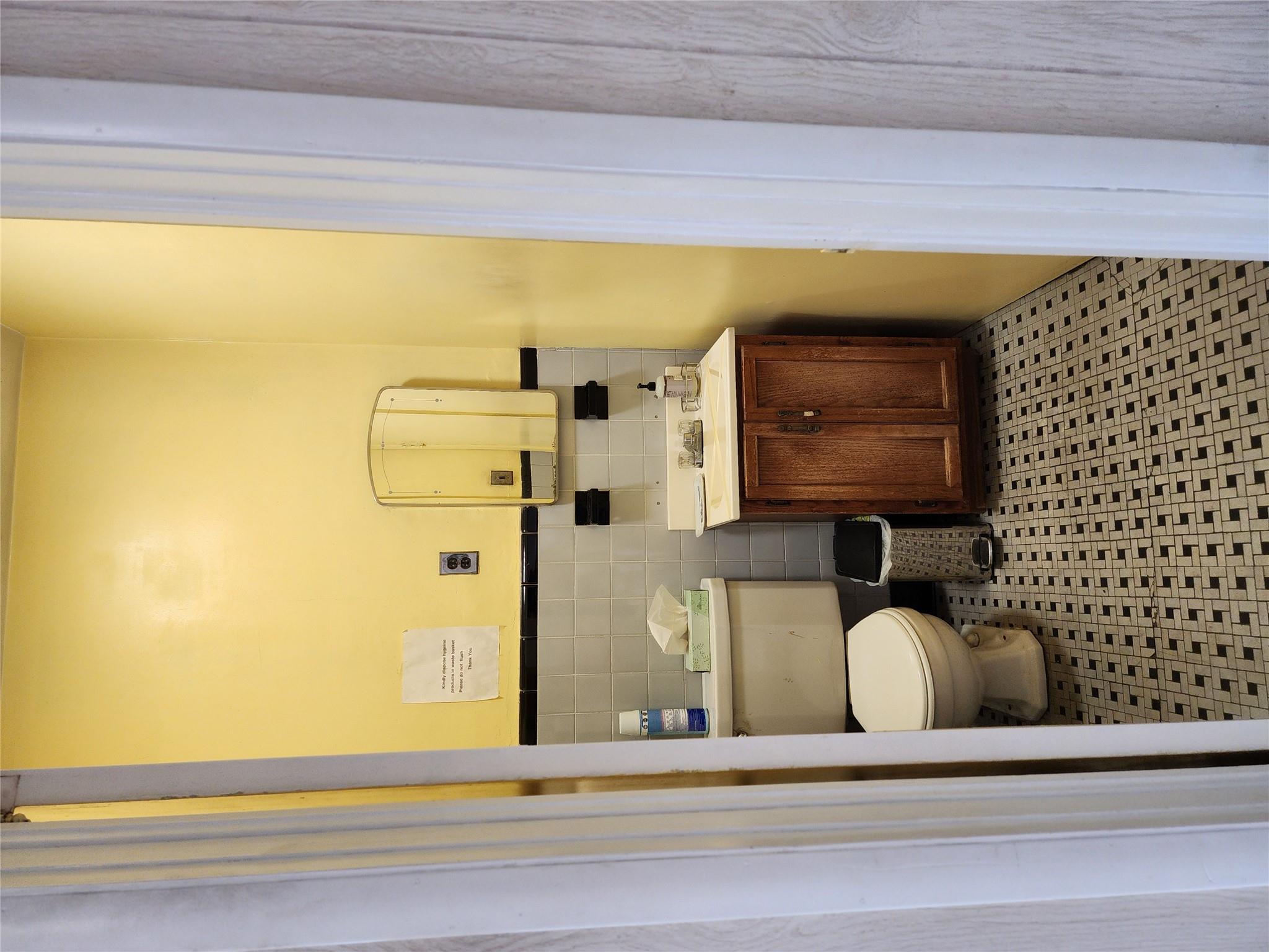 #8 photo, 17 W Grand Street, Mount Vernon , NY 10552