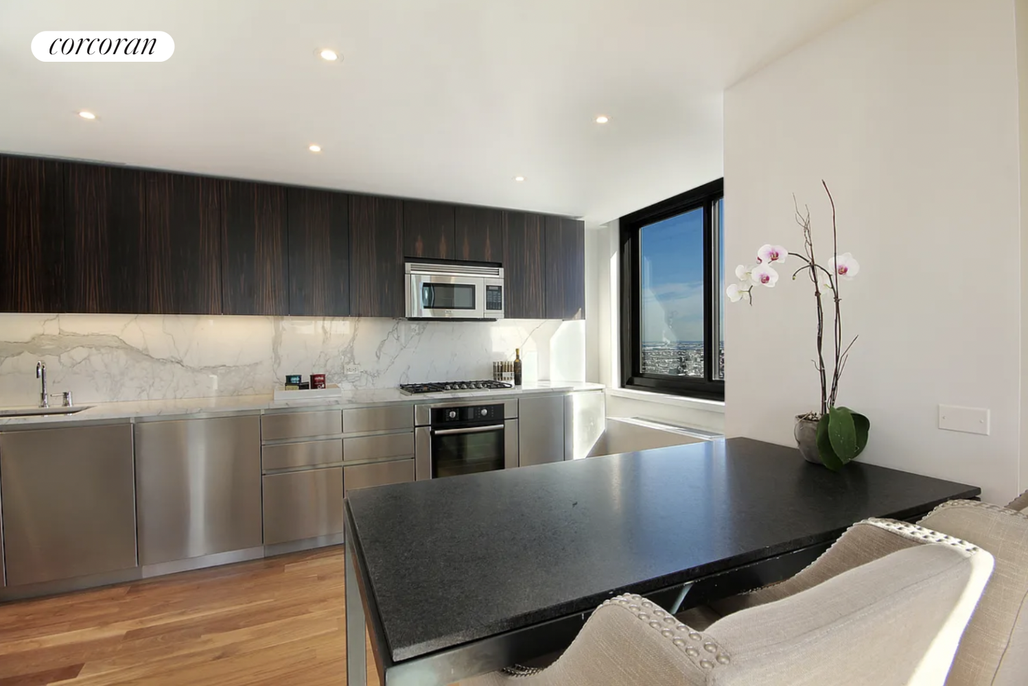 #3 photo, 515 E 72ND Street, マンハッタン Lenox Hill , NY 10021