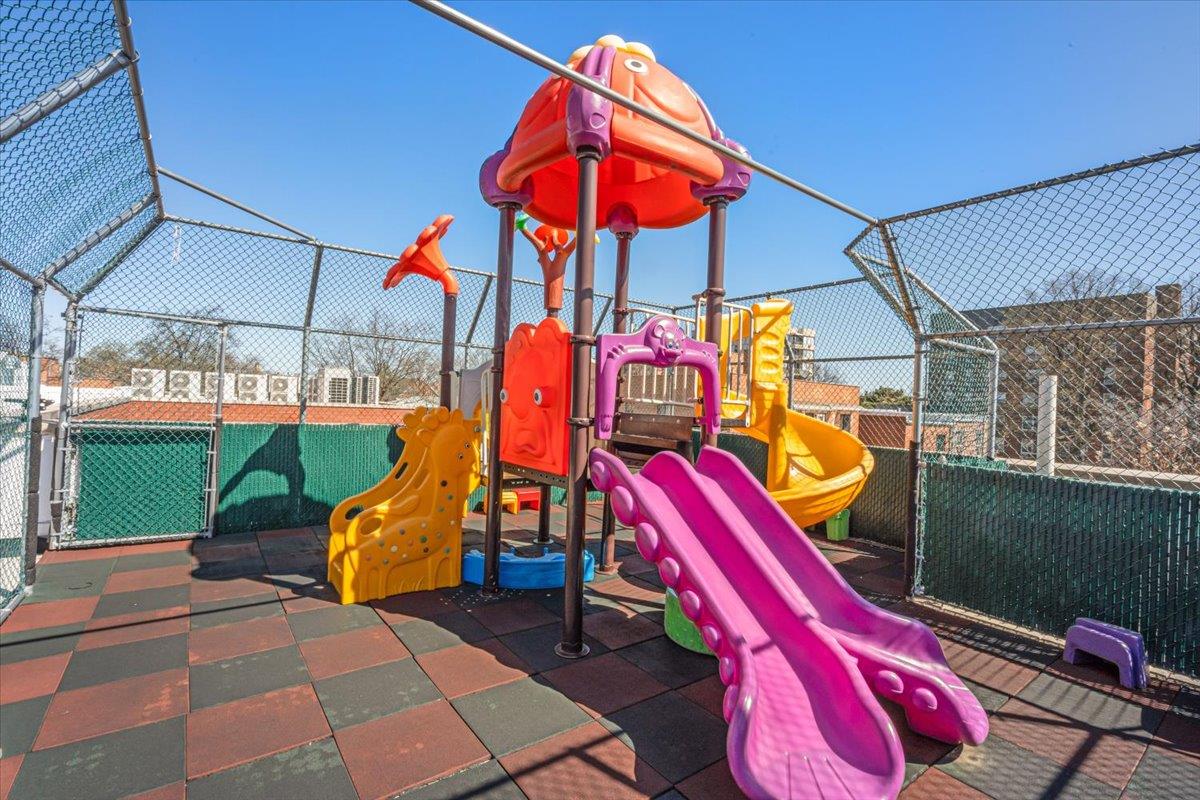 #8 photo, 87-22 51st Avenue, クイーンズ区 Elmhurst , NY 11373