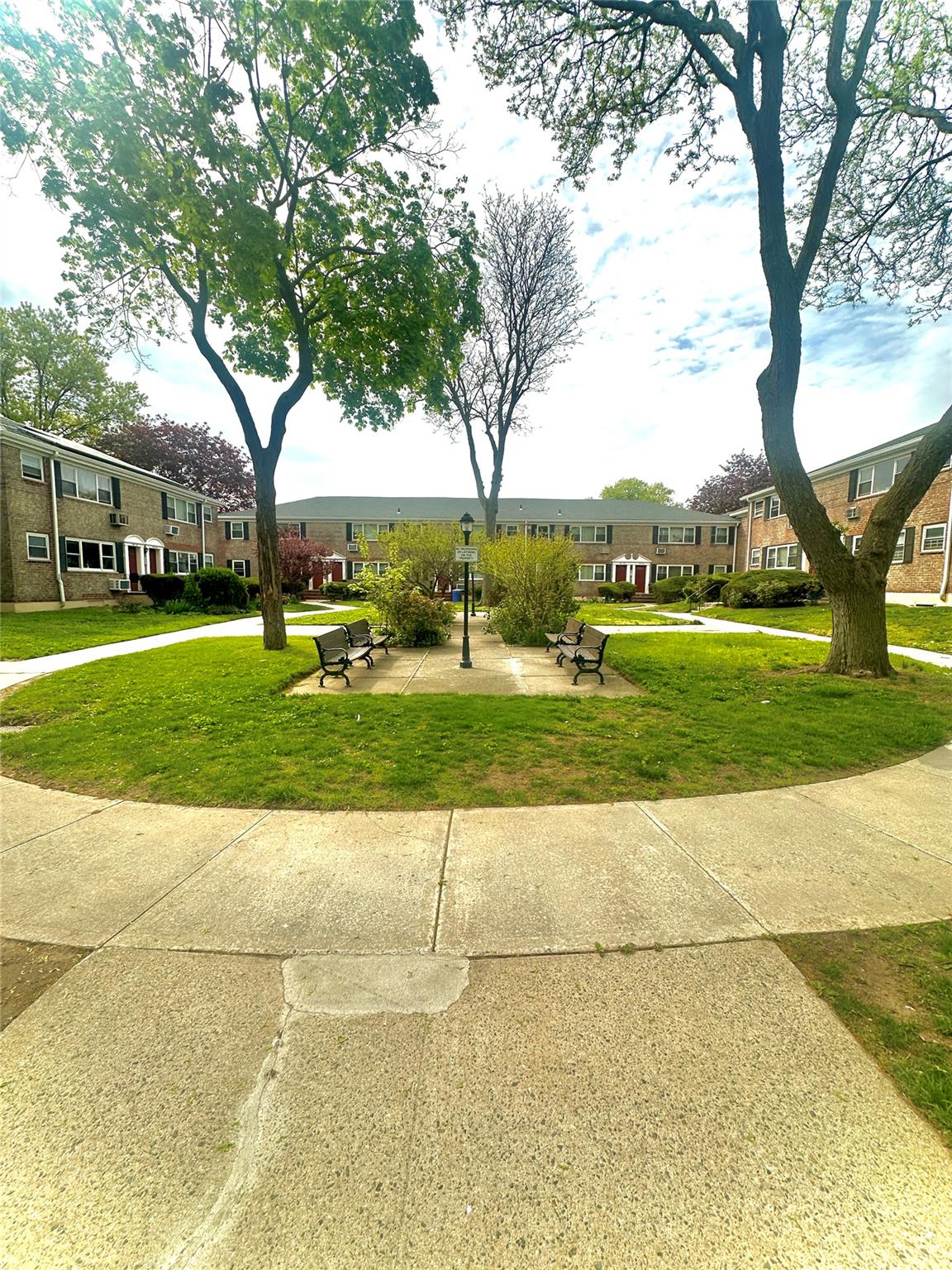 #1 photo, 150-18 Jewel Ave, Flushing , NY 11367