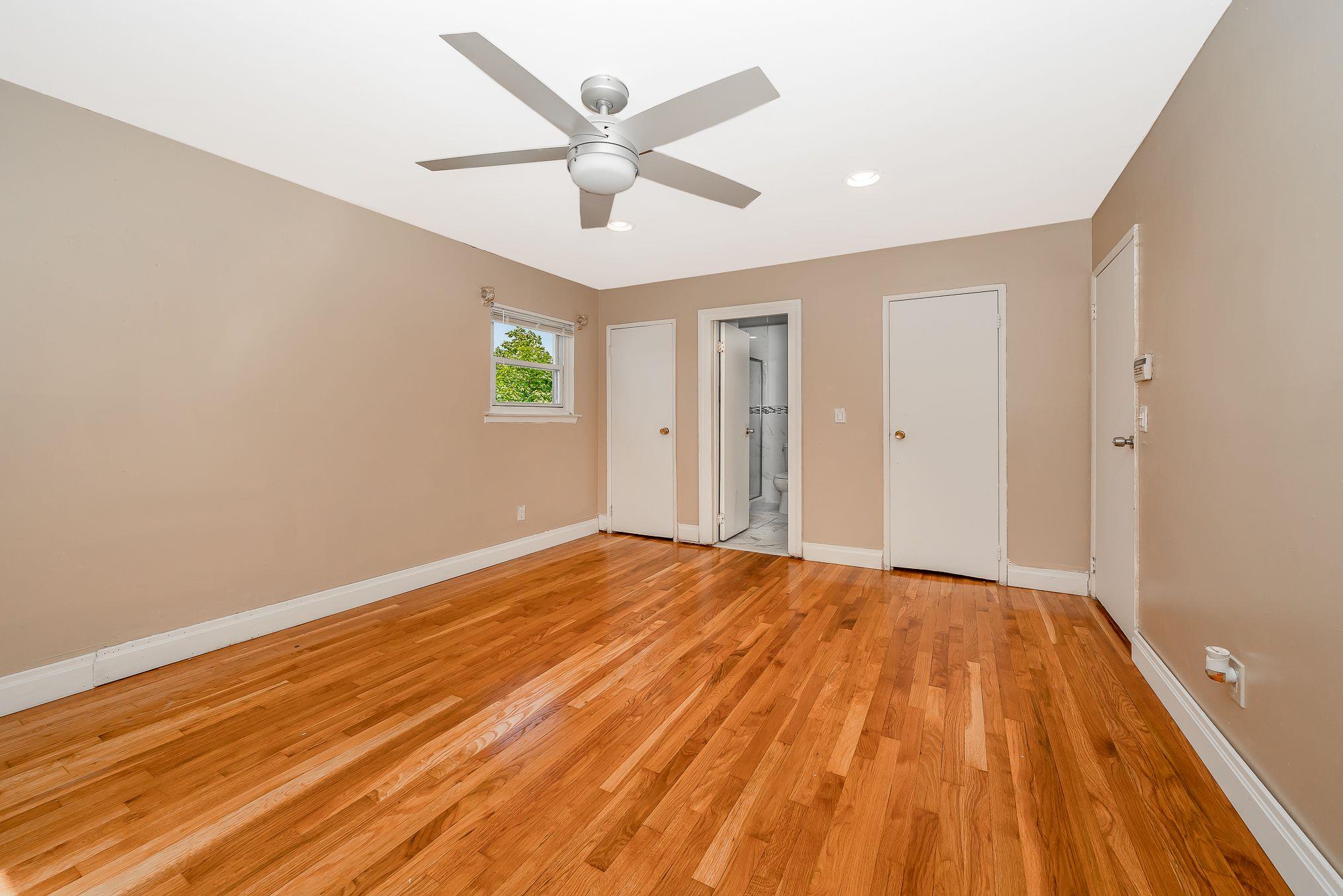 #15 photo, 47 Briarwood Road, サフォーク郡 Wheatley Heights , NY 11798