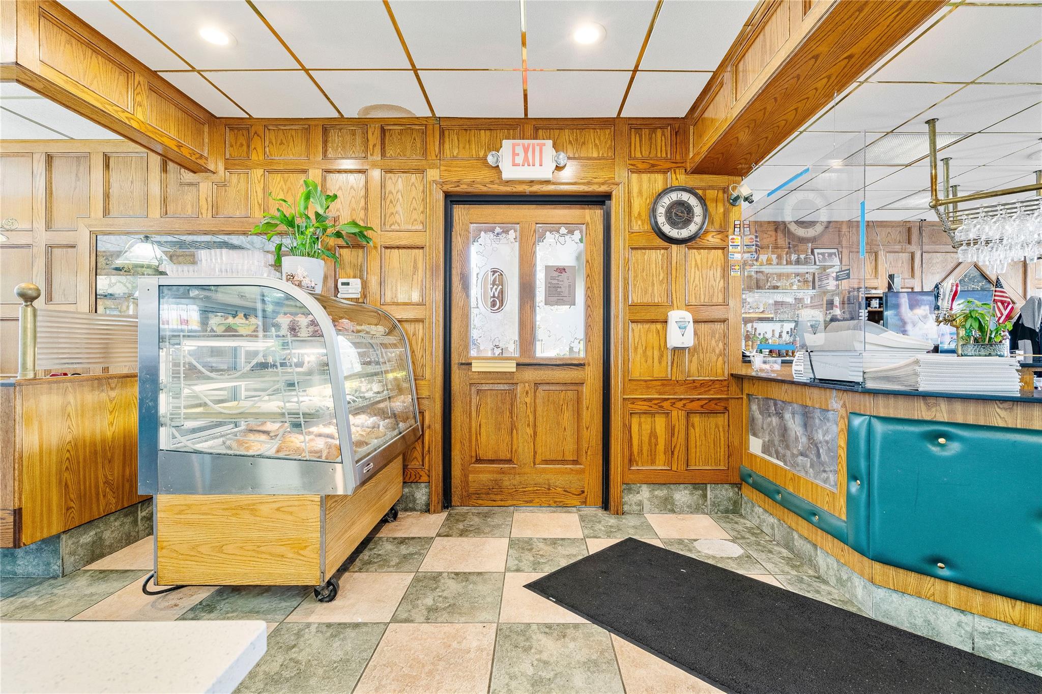 #7 photo, 351 Windsor Highway, New Windsor , NY 12553