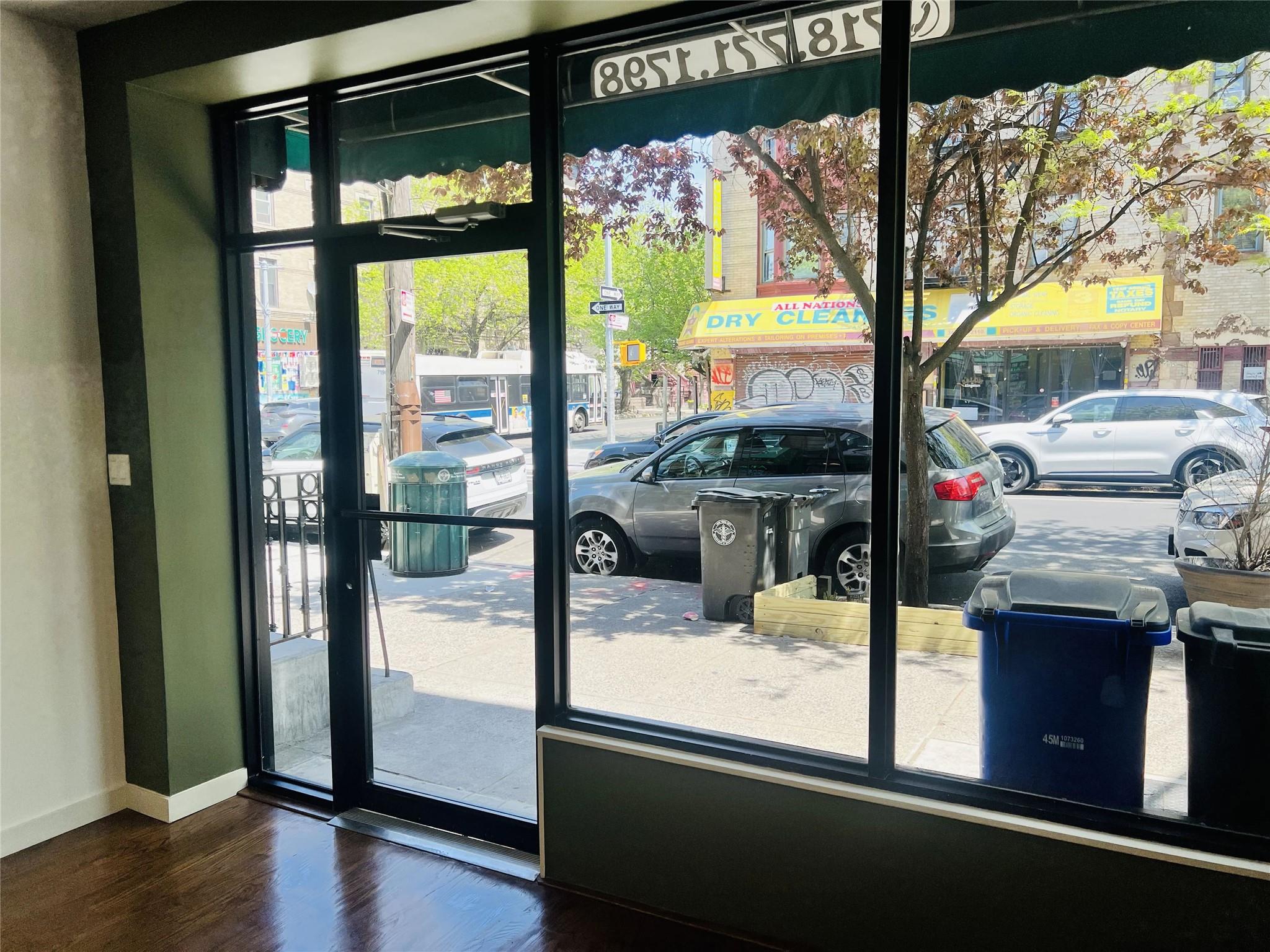 #3 photo, 98 Kingston Avenue, ブルックリン区 Brooklyn , NY 11213