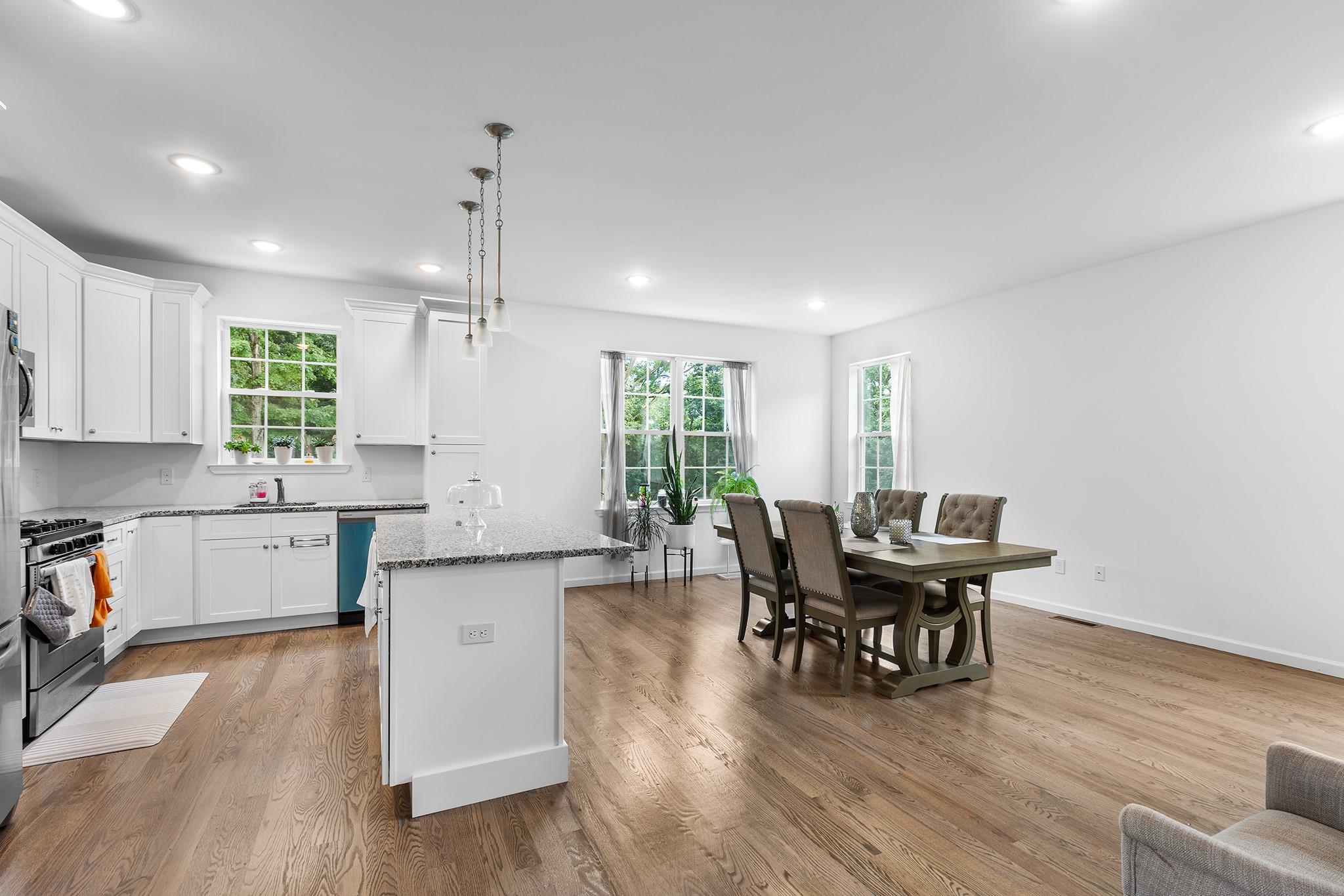 #10 photo, 214 Phillips Street, Middletown , NY 10940