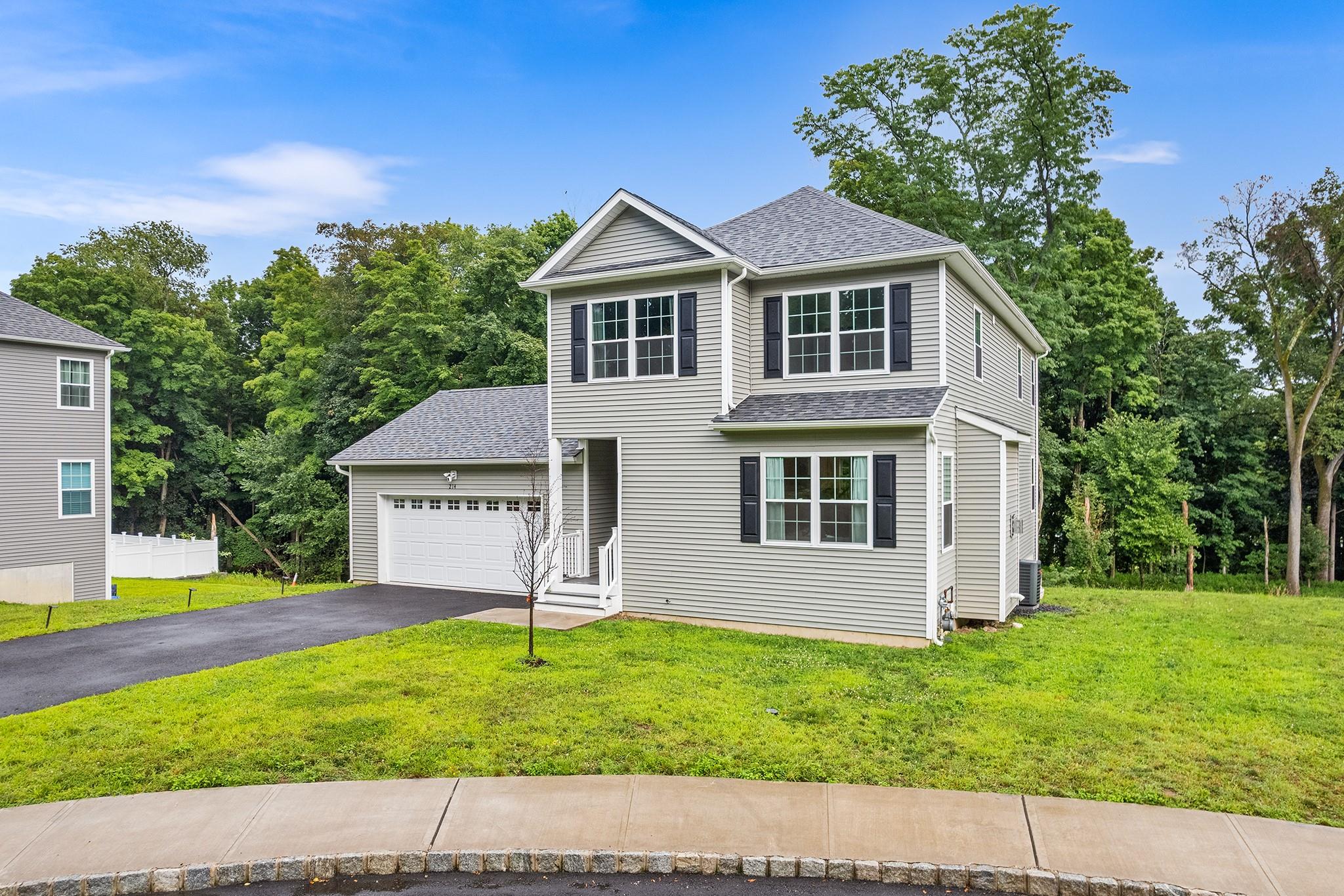 #2 photo, 214 Phillips Street, Middletown , NY 10940