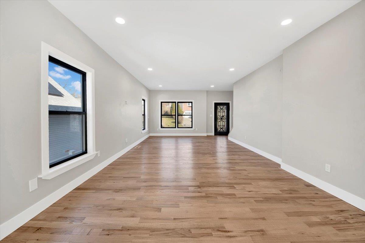 #10 photo, 169 Bretton Road, Yonkers , NY 10710