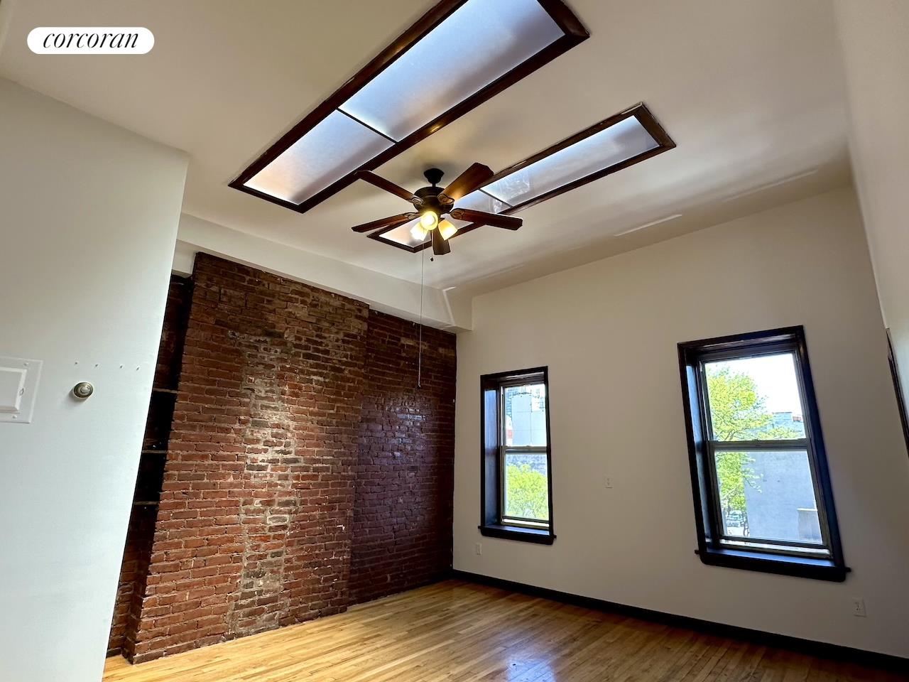 #1 photo, 112 SMITH Street, ব্রুকলিন Cobble Hill , NY 11201