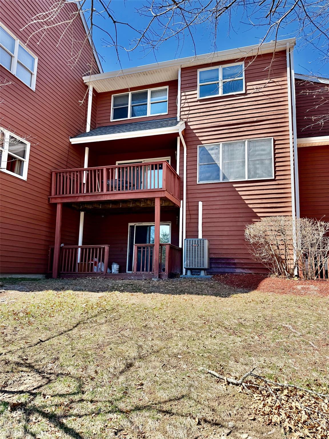 #2 photo, 10 Woodland Way, Ellenville , NY 12428